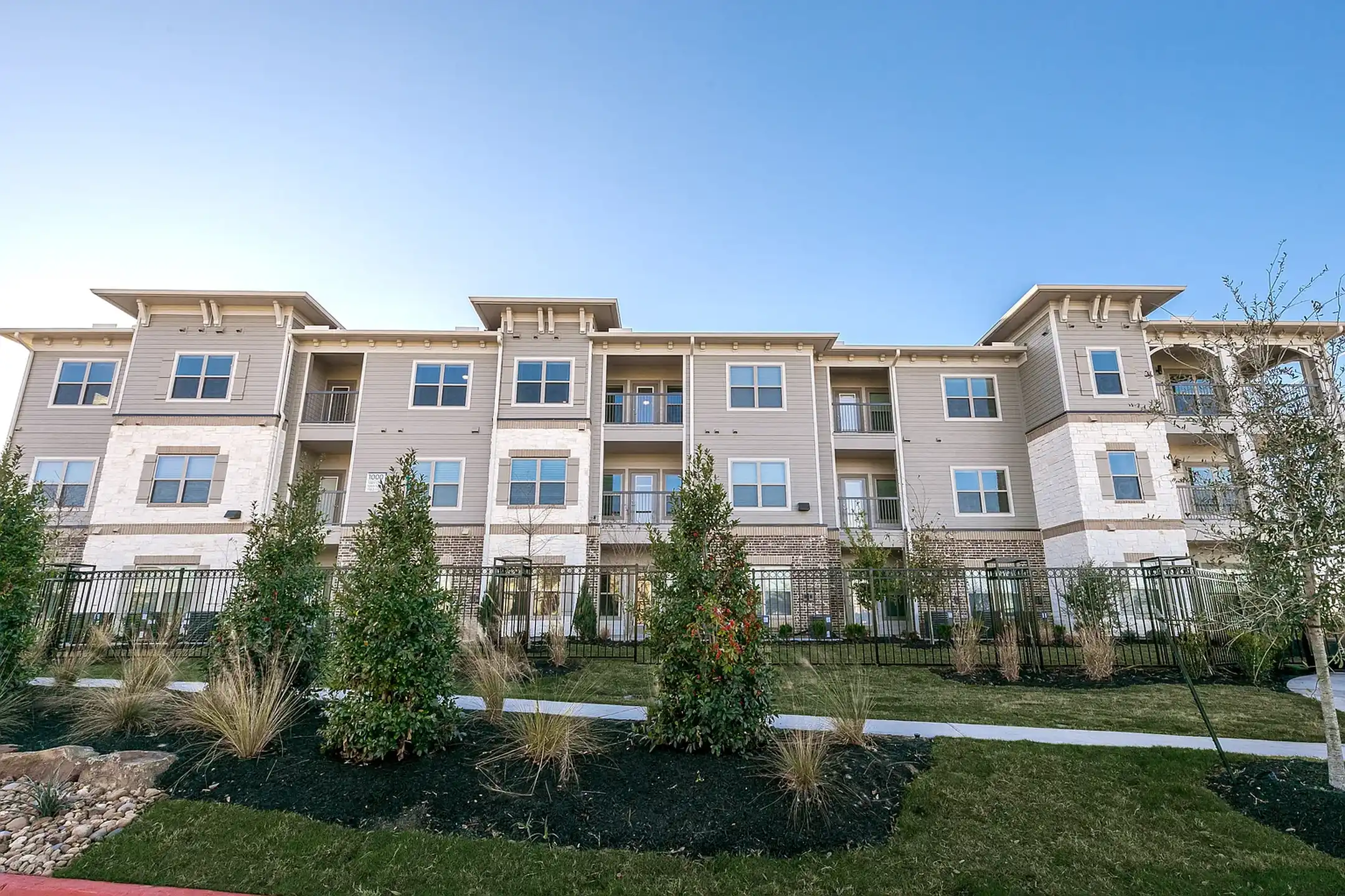 Cue Luxury Apartments - Cypress, TX 77433 | ApartmentGuide.com
