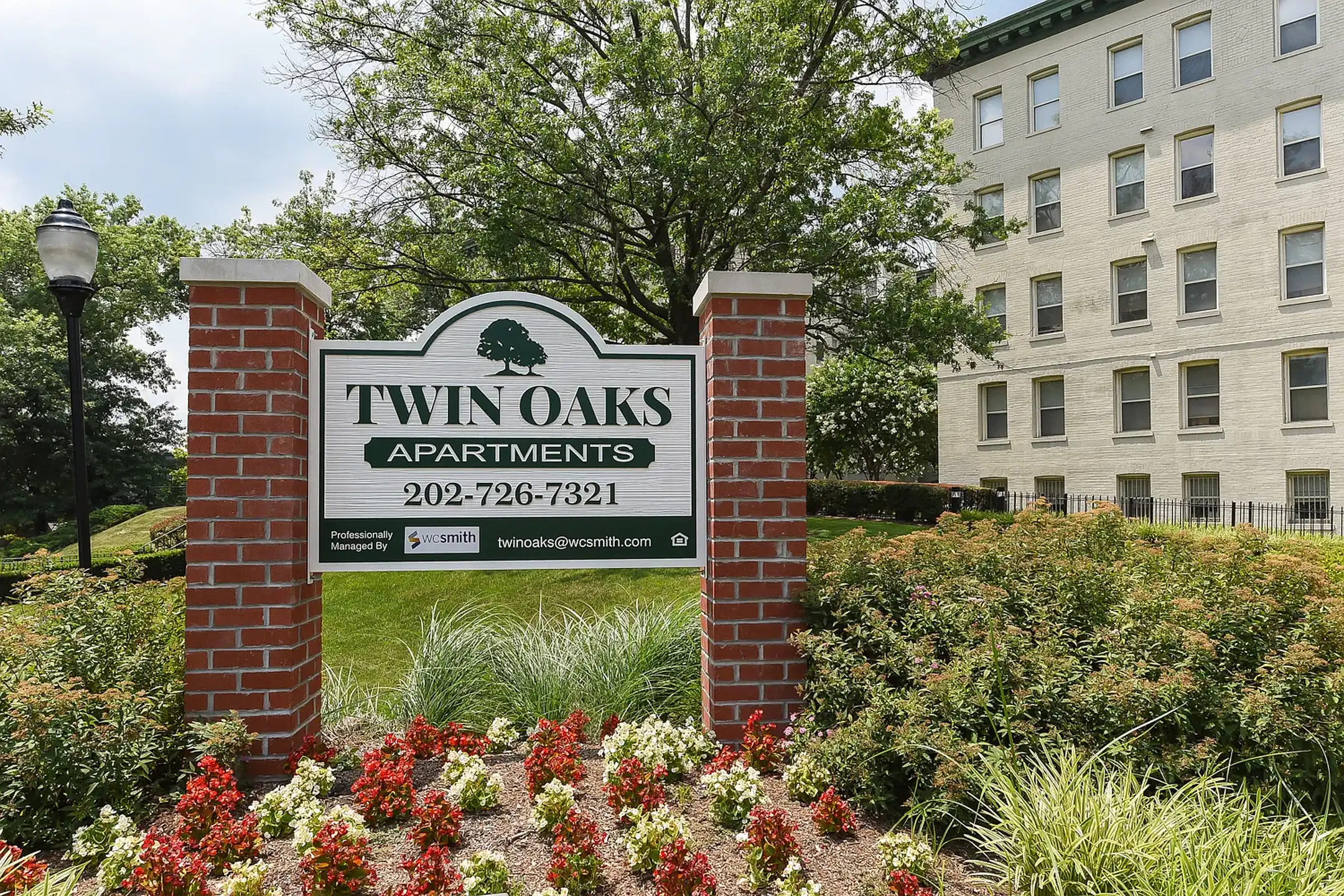 Twin Oaks - Washington, DC 20011 | ApartmentGuide.com