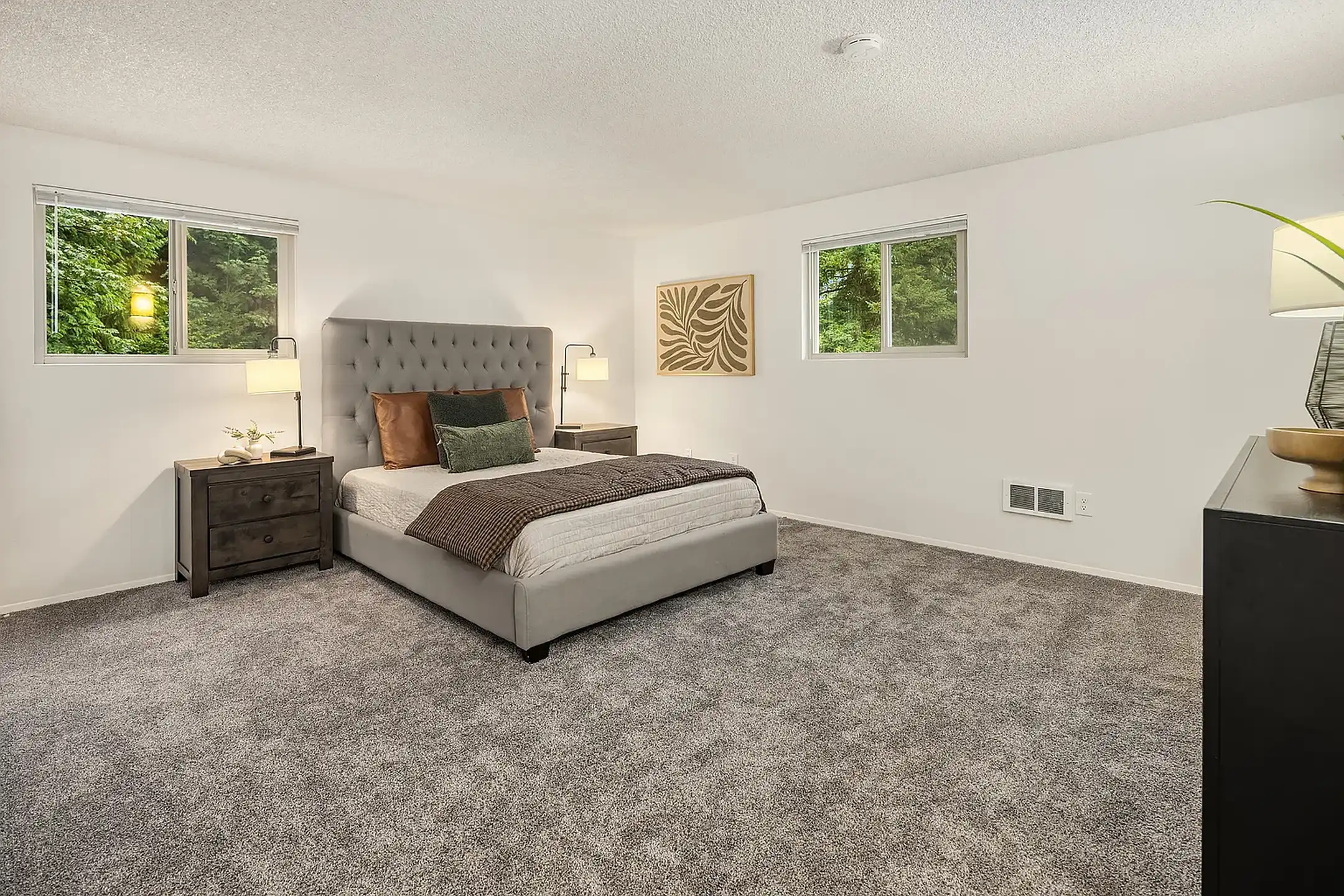 Wildwood Apartment Homes - Issaquah, WA 98027 | ApartmentGuide.com, image size:2160x1440