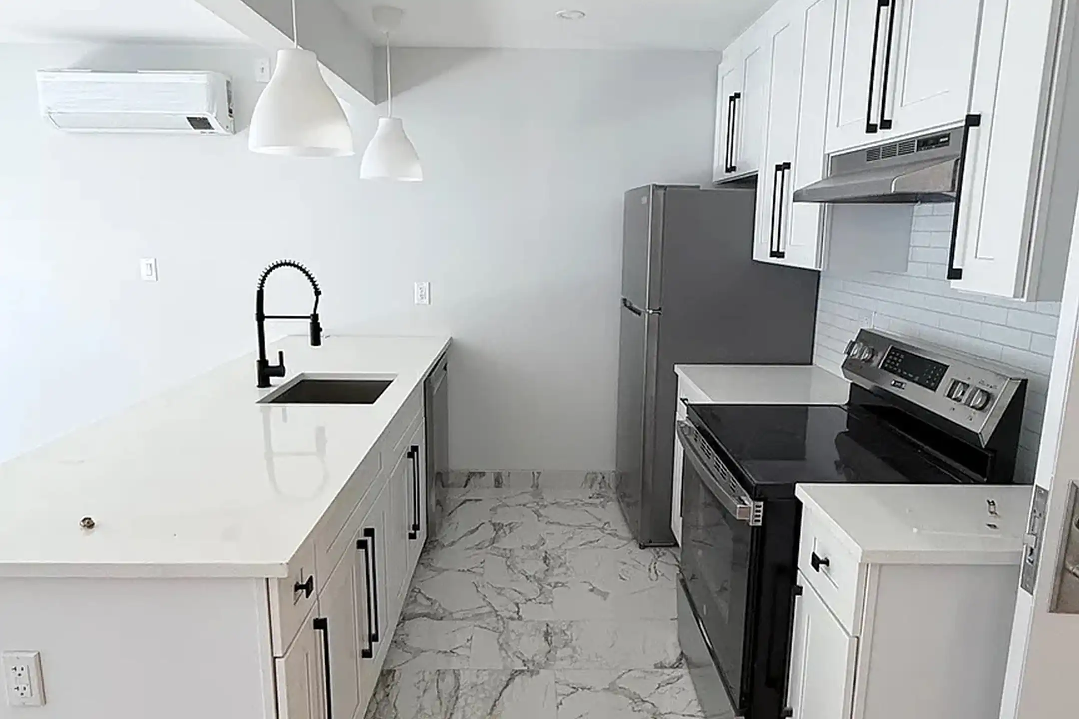 75-42 Grand Central Pkwy unit 2B - Flushing, NY 11375 | ApartmentGuide.com