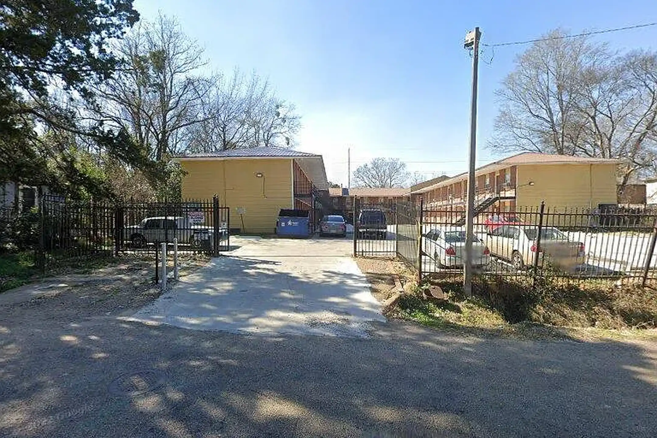 Huntington Terrace Apartments