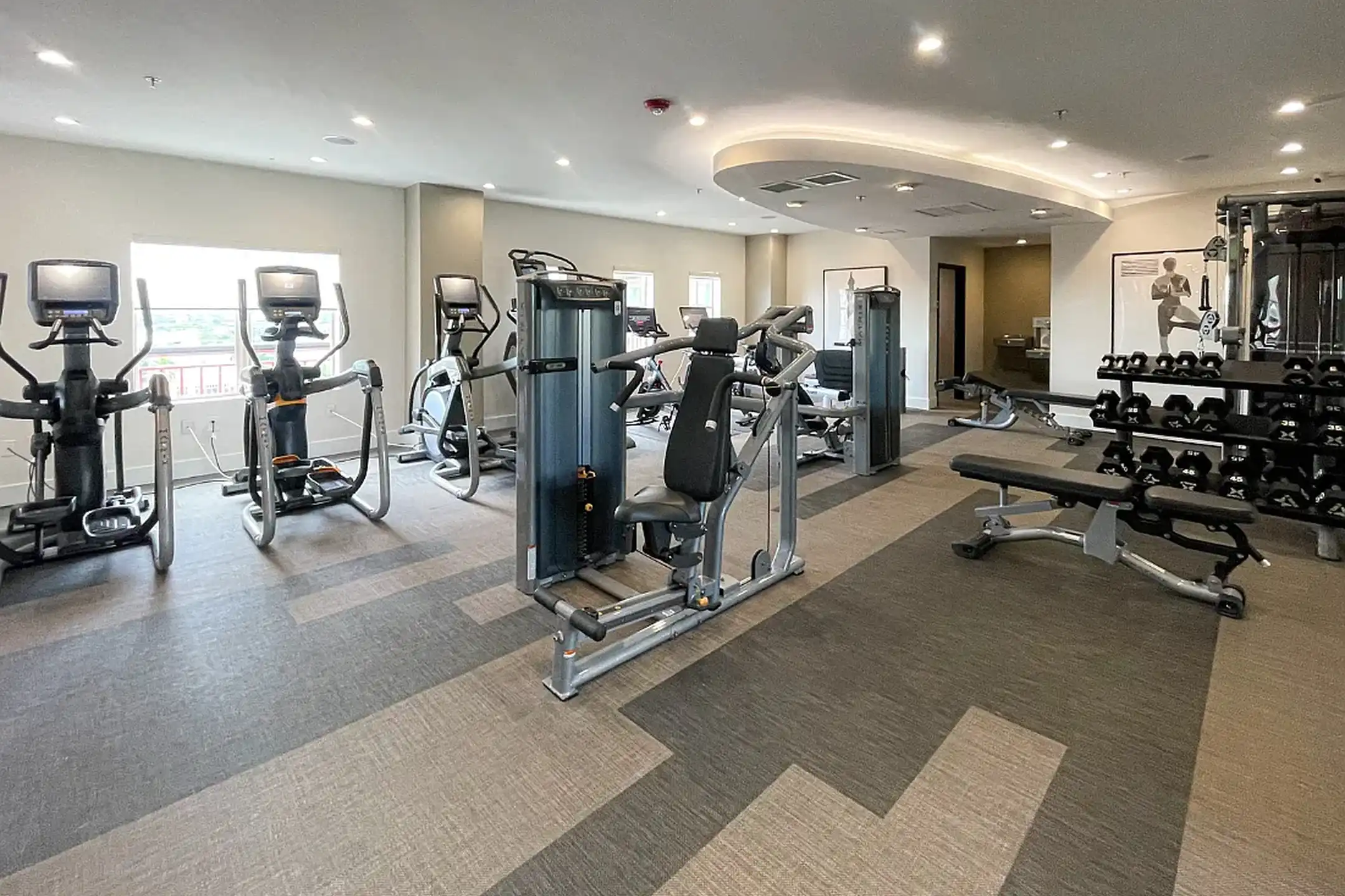 Mizner Park Apartments - Boca Raton, FL 33432 | ApartmentGuide.com, image size:2160x1440