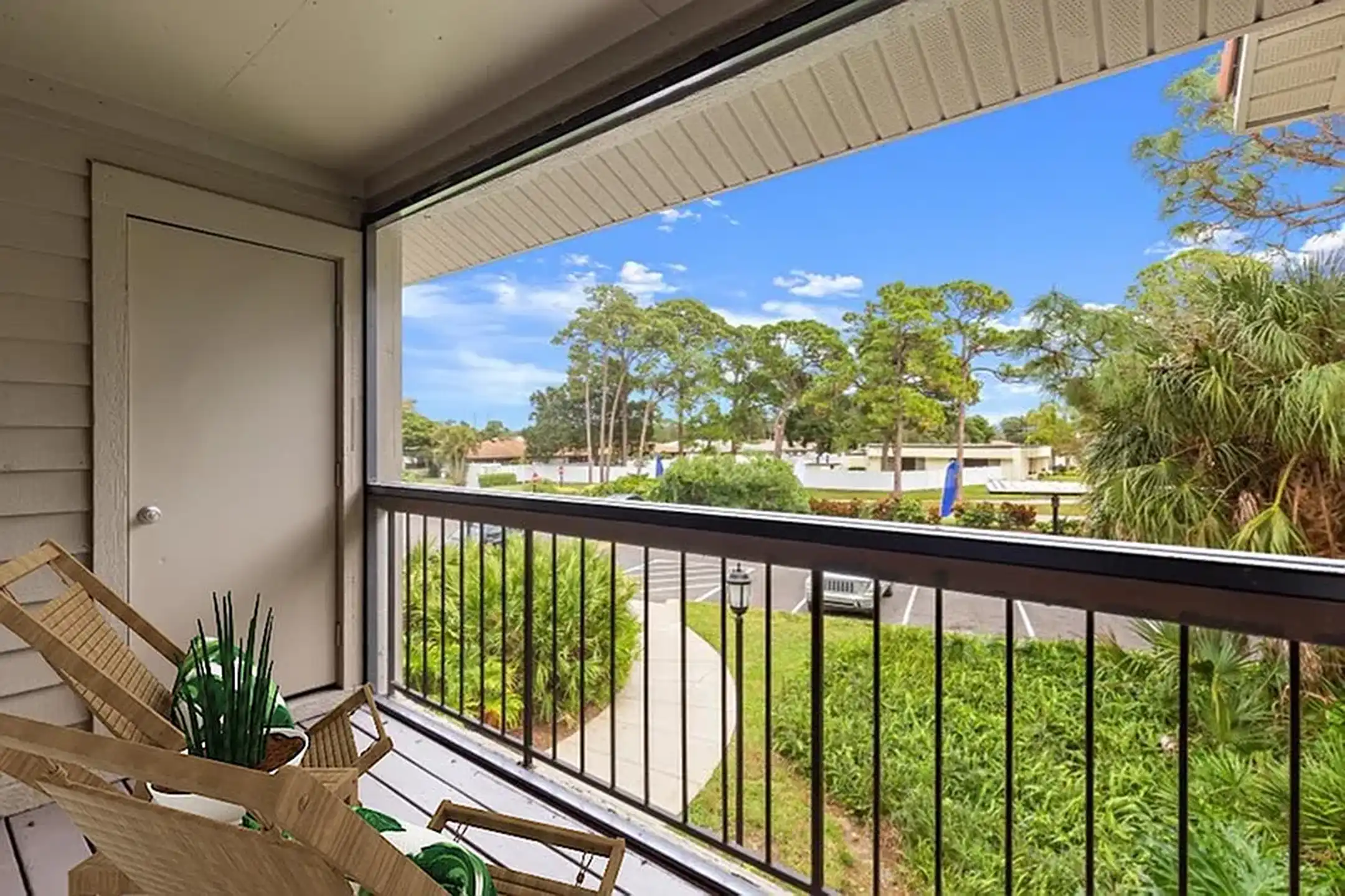 Beneva Place Apartments - Sarasota, FL 34231 | ApartmentGuide.com