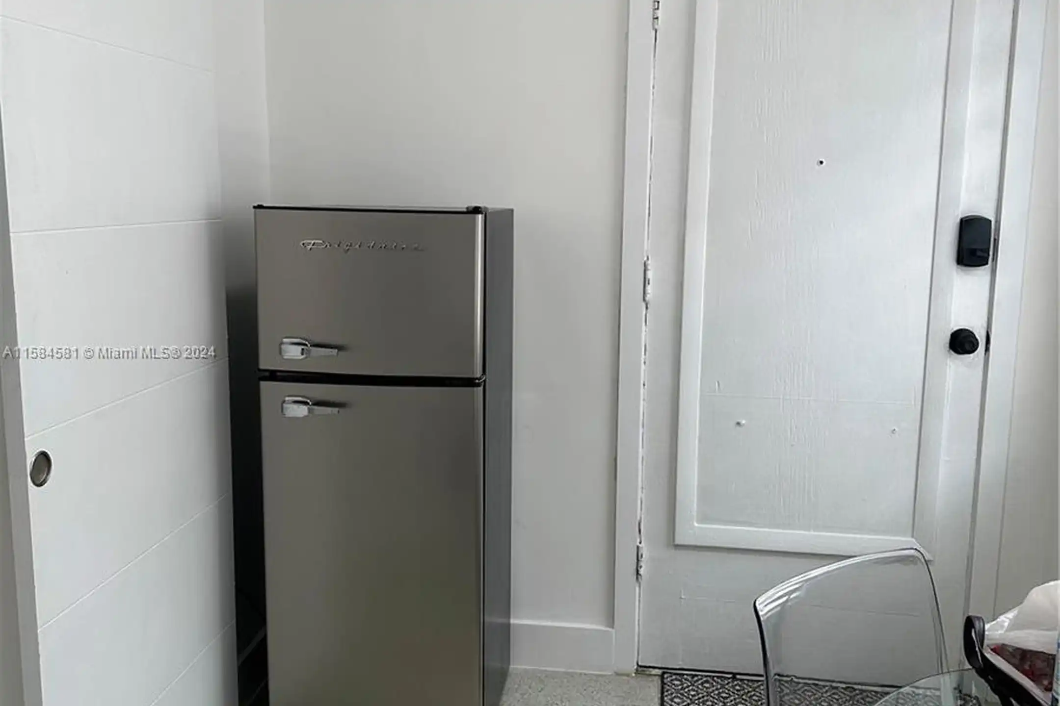 675 SW 6th St unit 4 - Miami, FL 33130 | ApartmentGuide.com