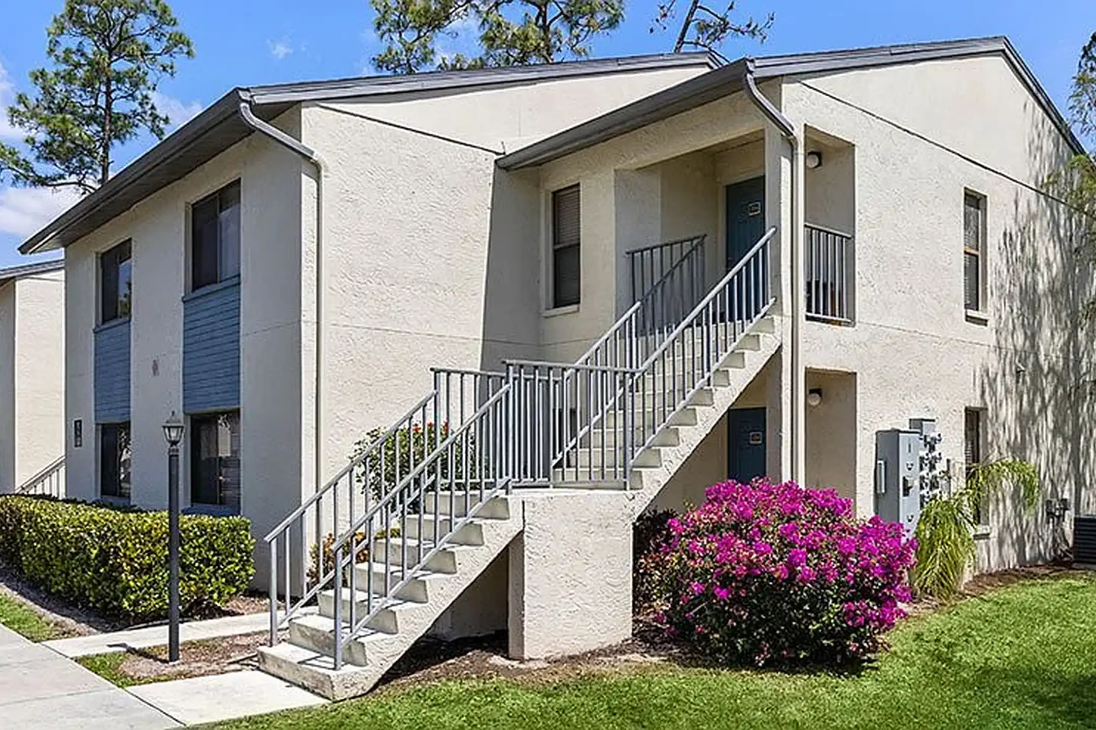 Gulfshore Apartment Homes - Naples, FL 34109 | ApartmentGuide.com, image size:2160x1440