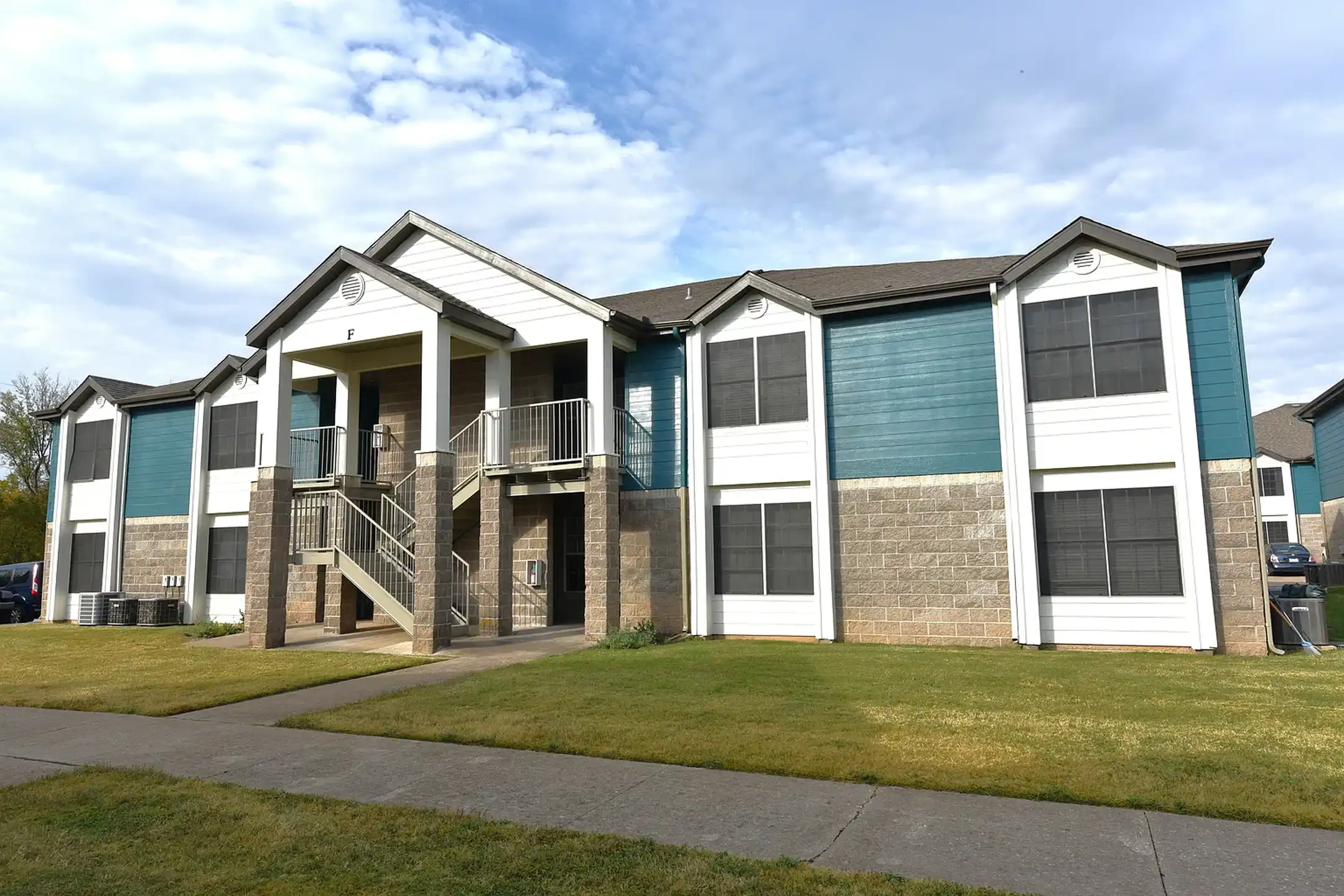 Keystone Crossing Apartment Homes - Springdale, AR 72764 ...