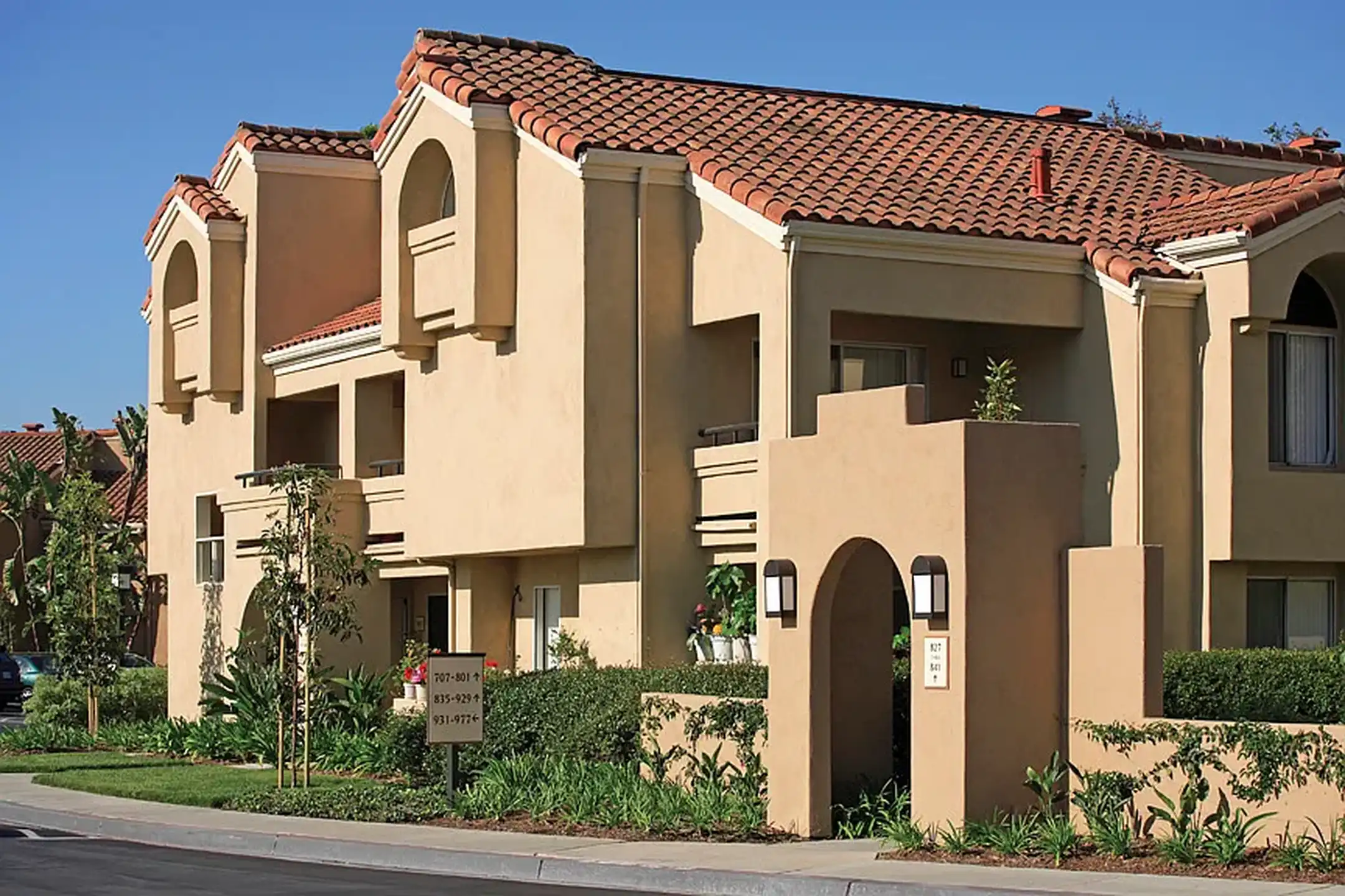 San Remo Villa Apartment Homes