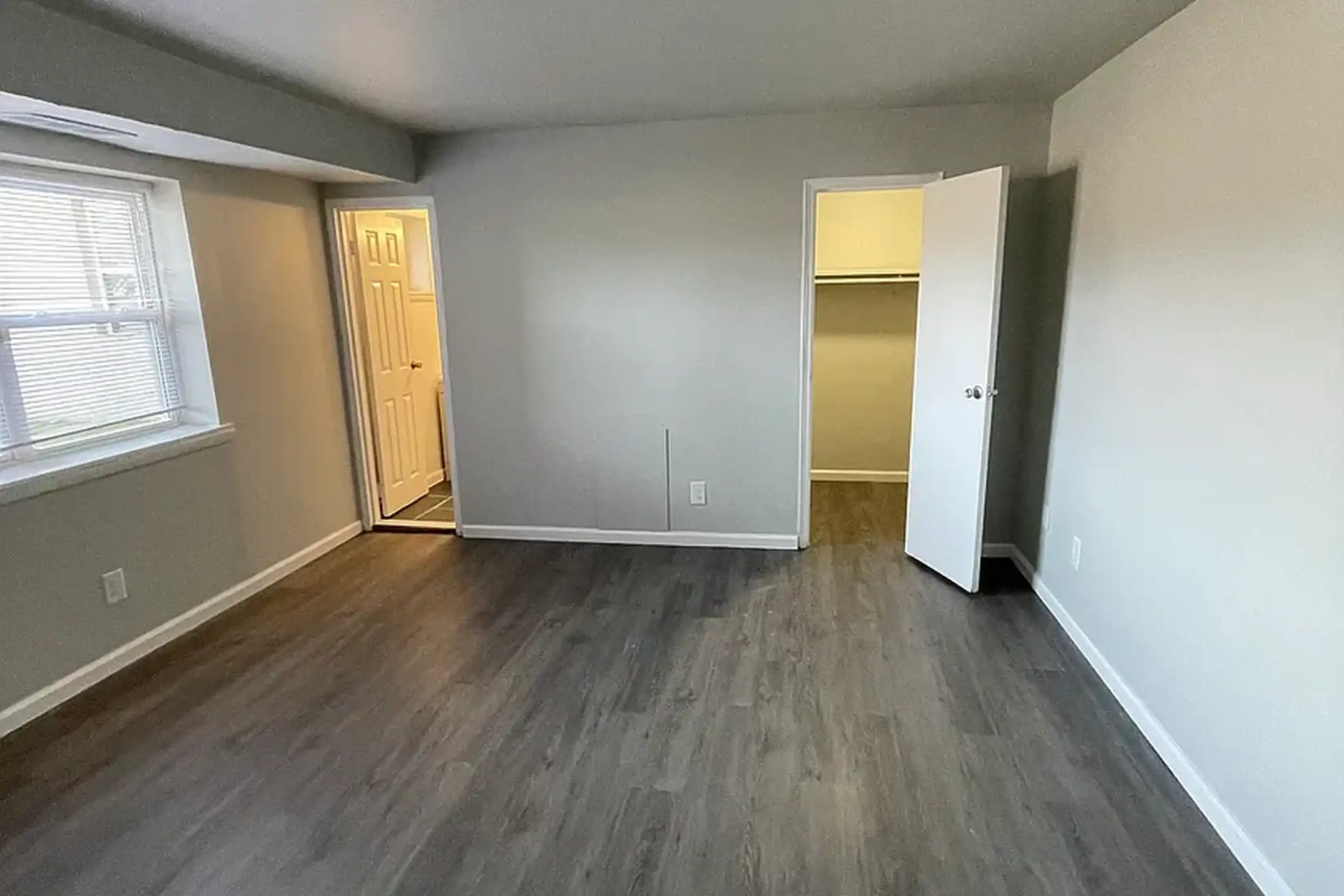 Image showcasing Courtyards at Bensalem - Bensalem, PA 19020 | ApartmentGuide.com