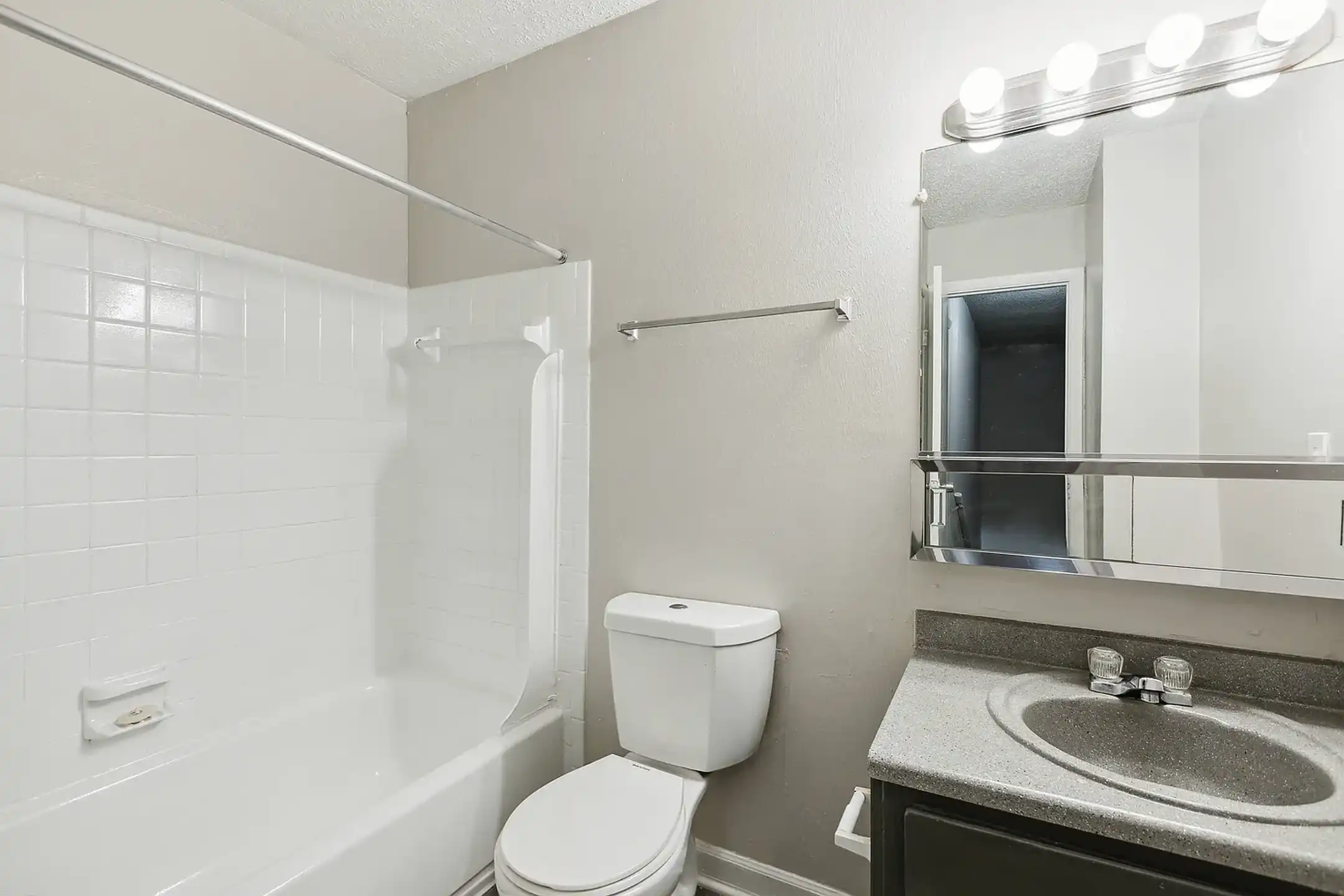 The Village at Wesley Chapel - Decatur, GA 30034 | ApartmentGuide.com