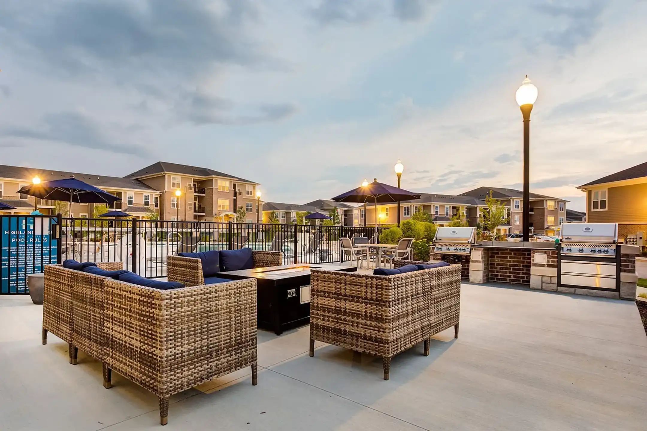 Highland Ridge - Lockport, IL 60441 | ApartmentGuide.com