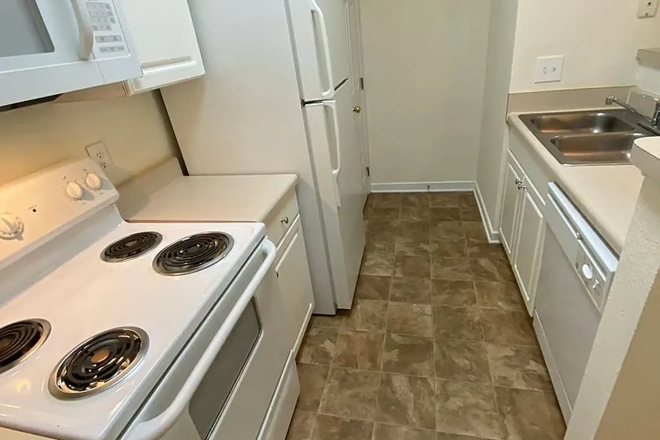 The Villages of Stoney Run Newport News VA 23608 ApartmentGuide com