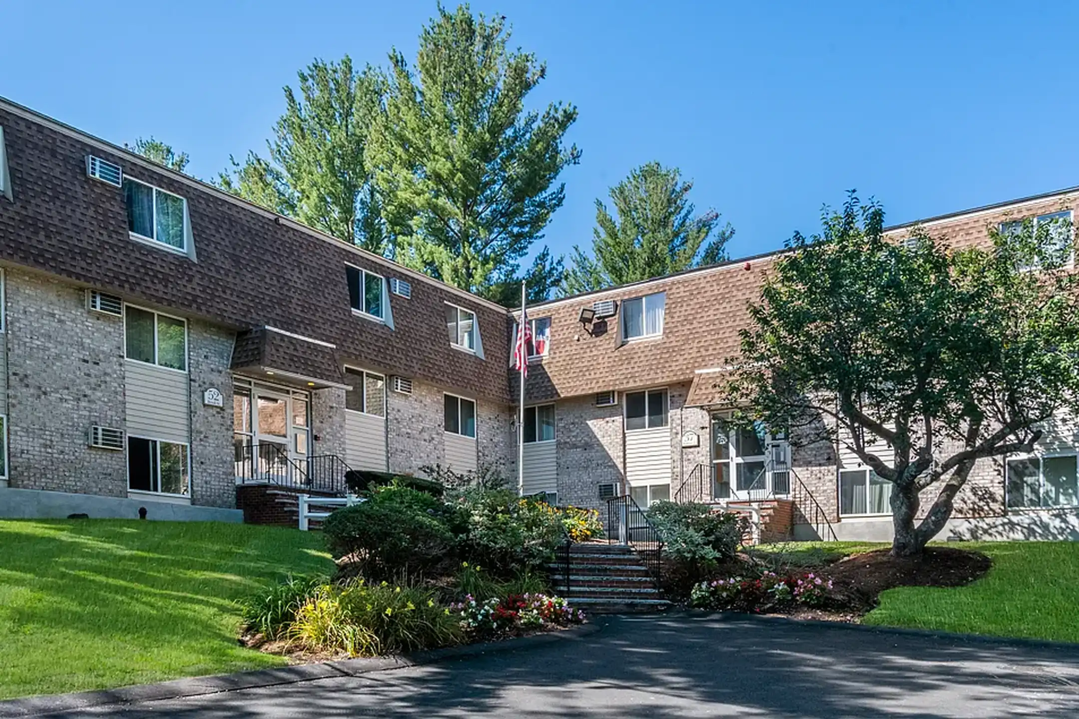 Pine Brook Place Apartments - Haverhill, MA 01832 | ApartmentGuide.com