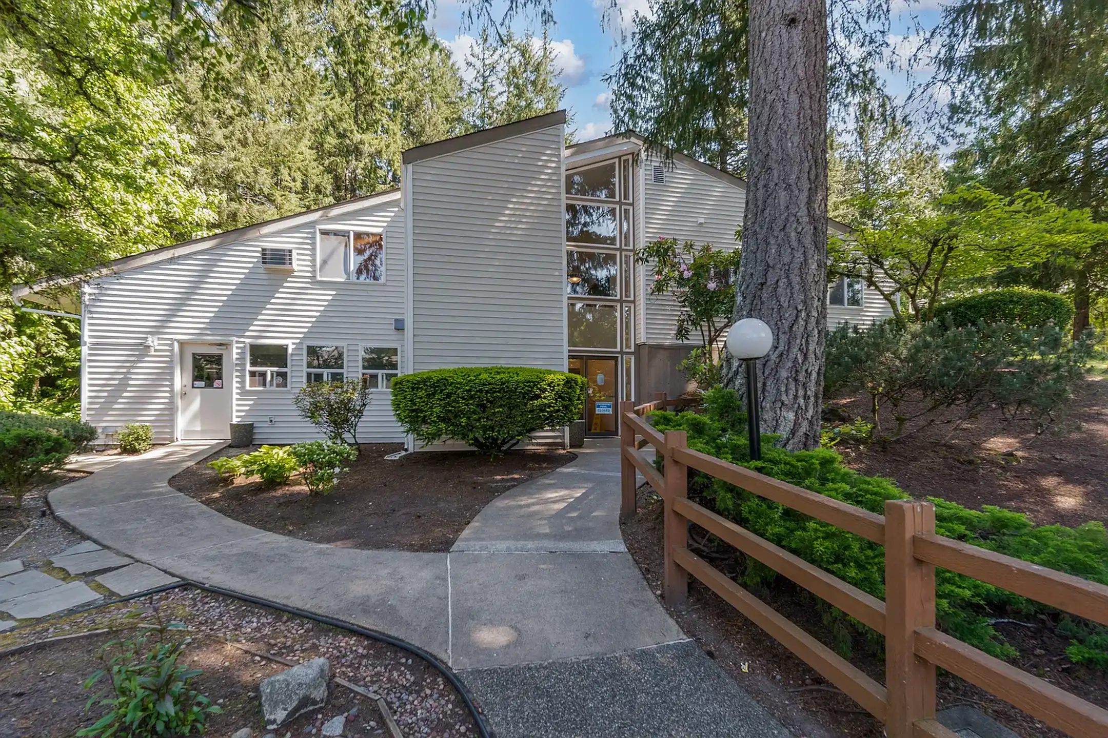 Curated visual reference: Gallery Detail: Orchard On The Green Port Orchard Wa 98366