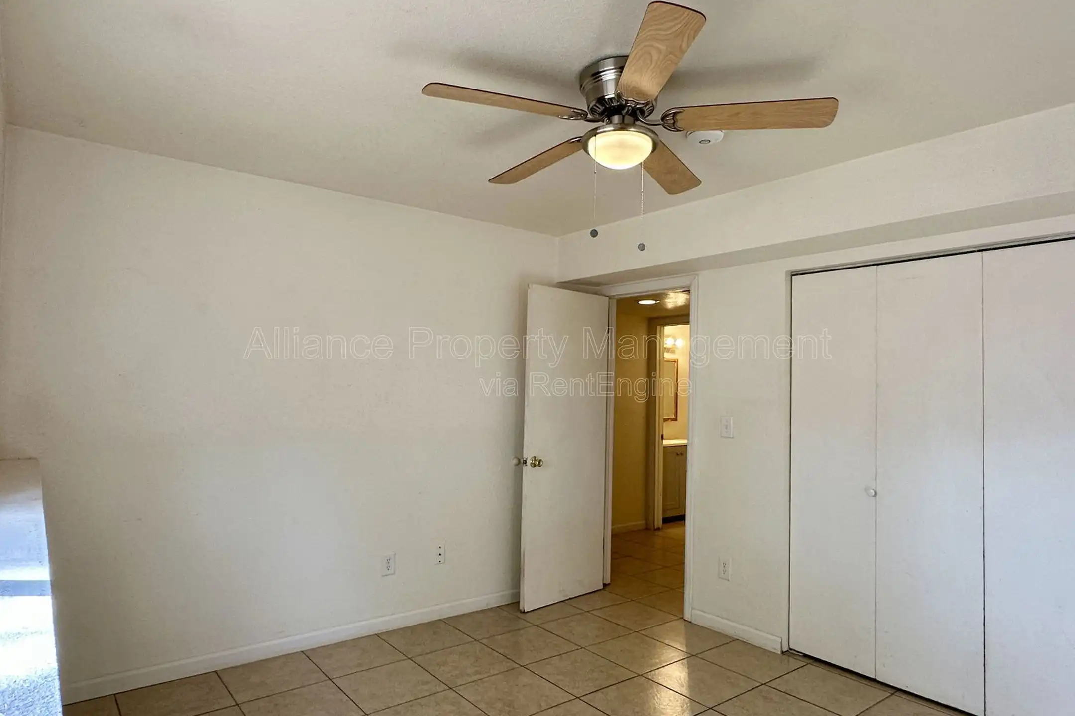 44 Sunflower Rd unit B - Colorado Springs, CO 80907 | ApartmentGuide.com