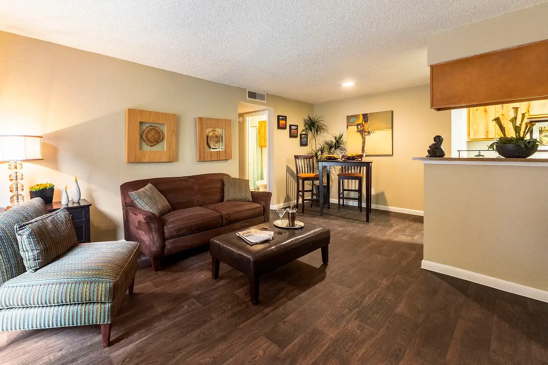 The Hollows - San Antonio, TX 78251 | ApartmentGuide.com