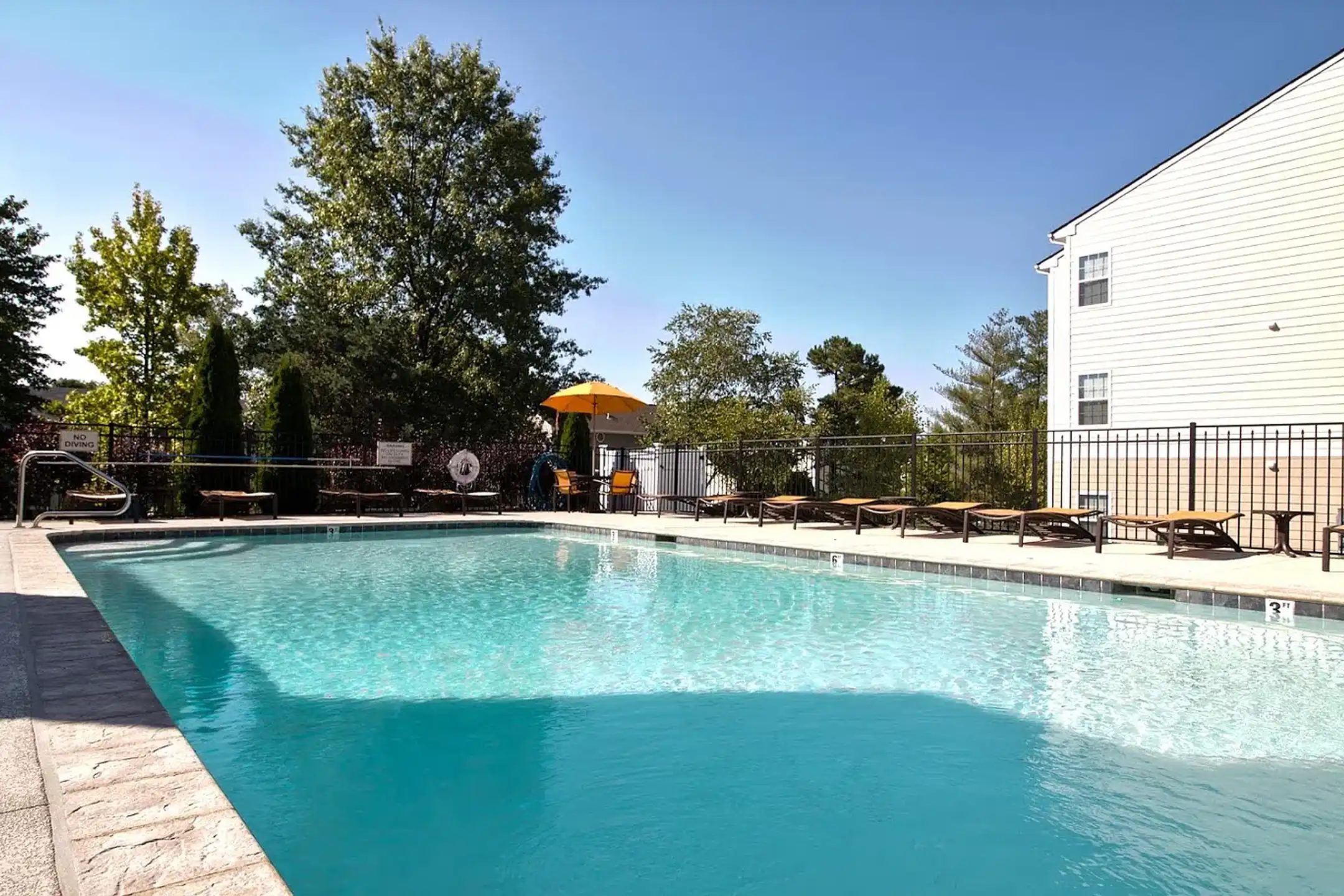 Aventura at Mid Rivers Saint Charles, MO 63304