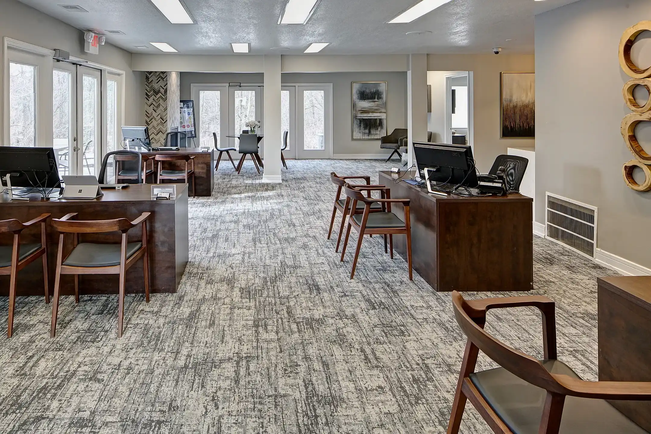 The Woodlands of Crest Hill - Crest Hill, IL 60403 | ApartmentGuide.com