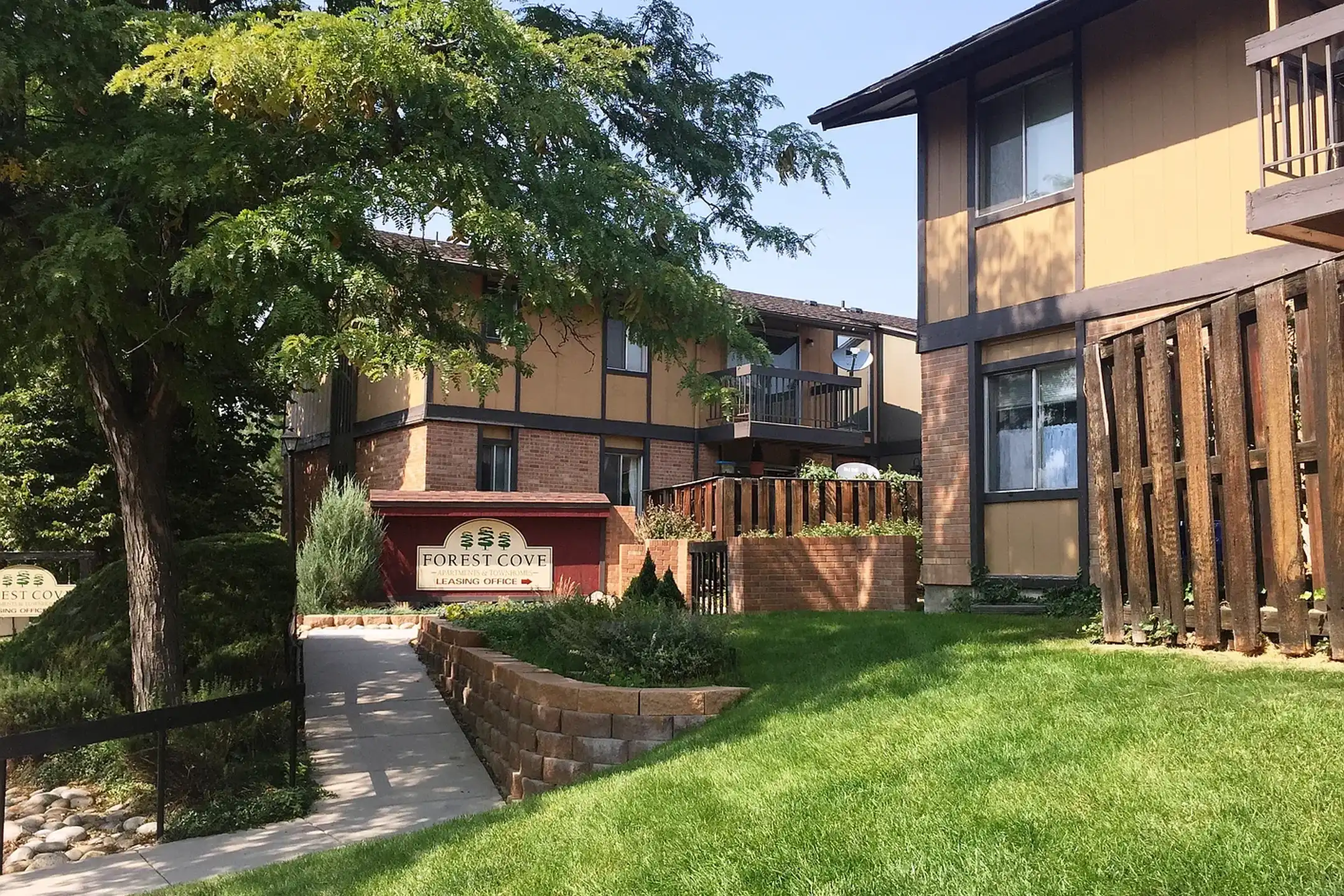 Forest Cove - Denver, CO 80231 | ApartmentGuide.com