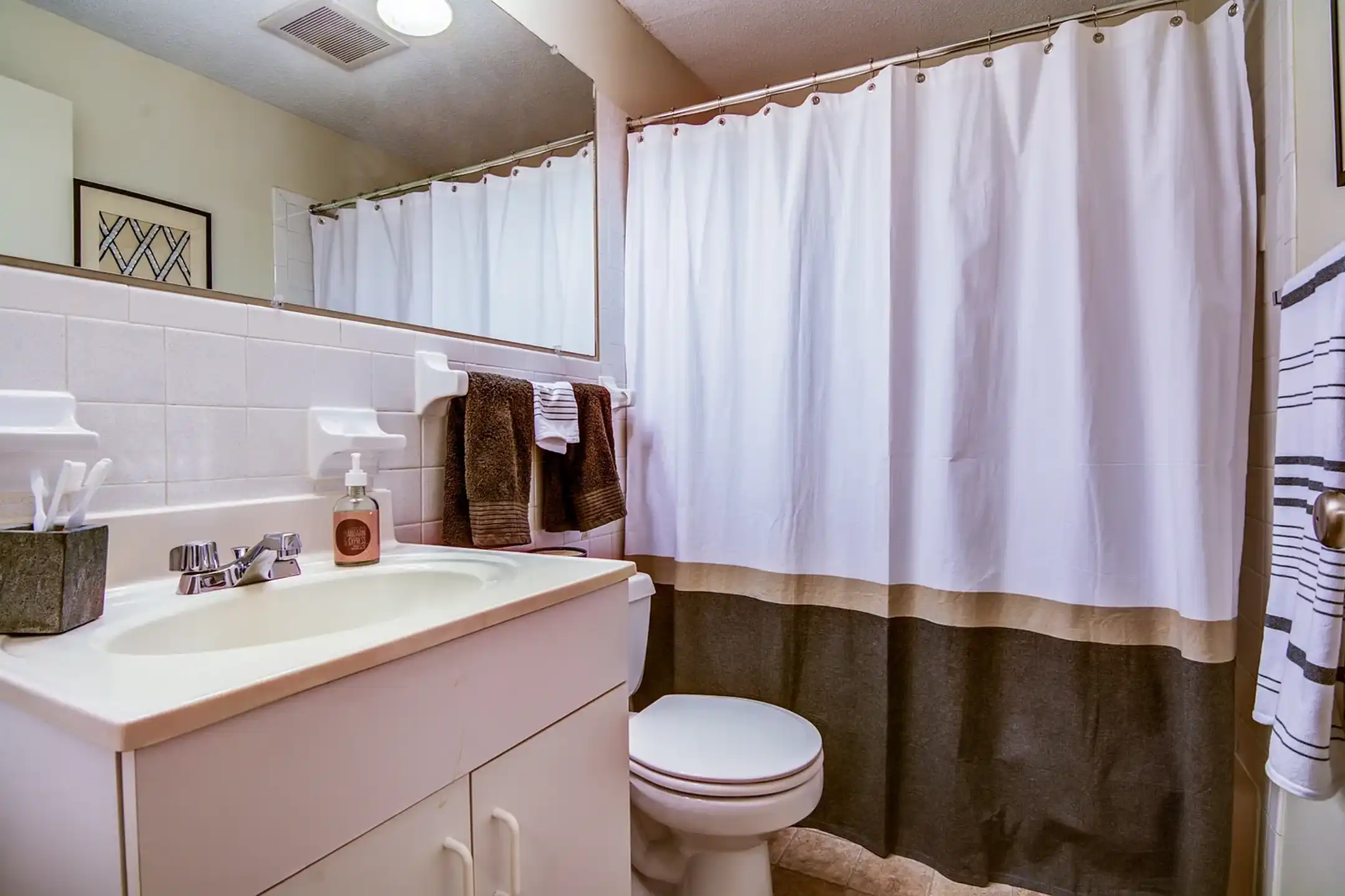 Pine Brook Place Apartments - Haverhill, MA 01832 | ApartmentGuide.com