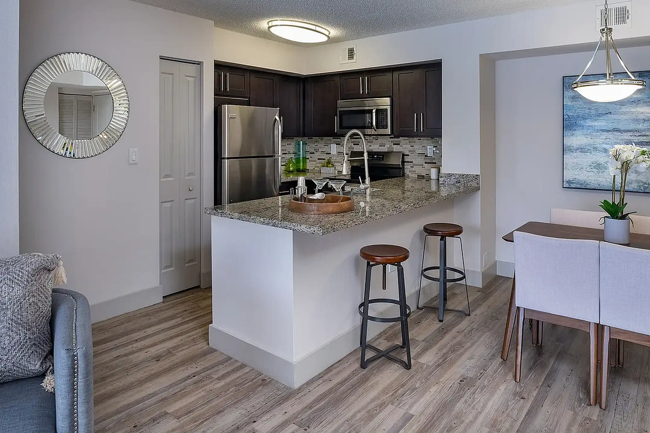 Lakes At Pembroke Apartment Homes