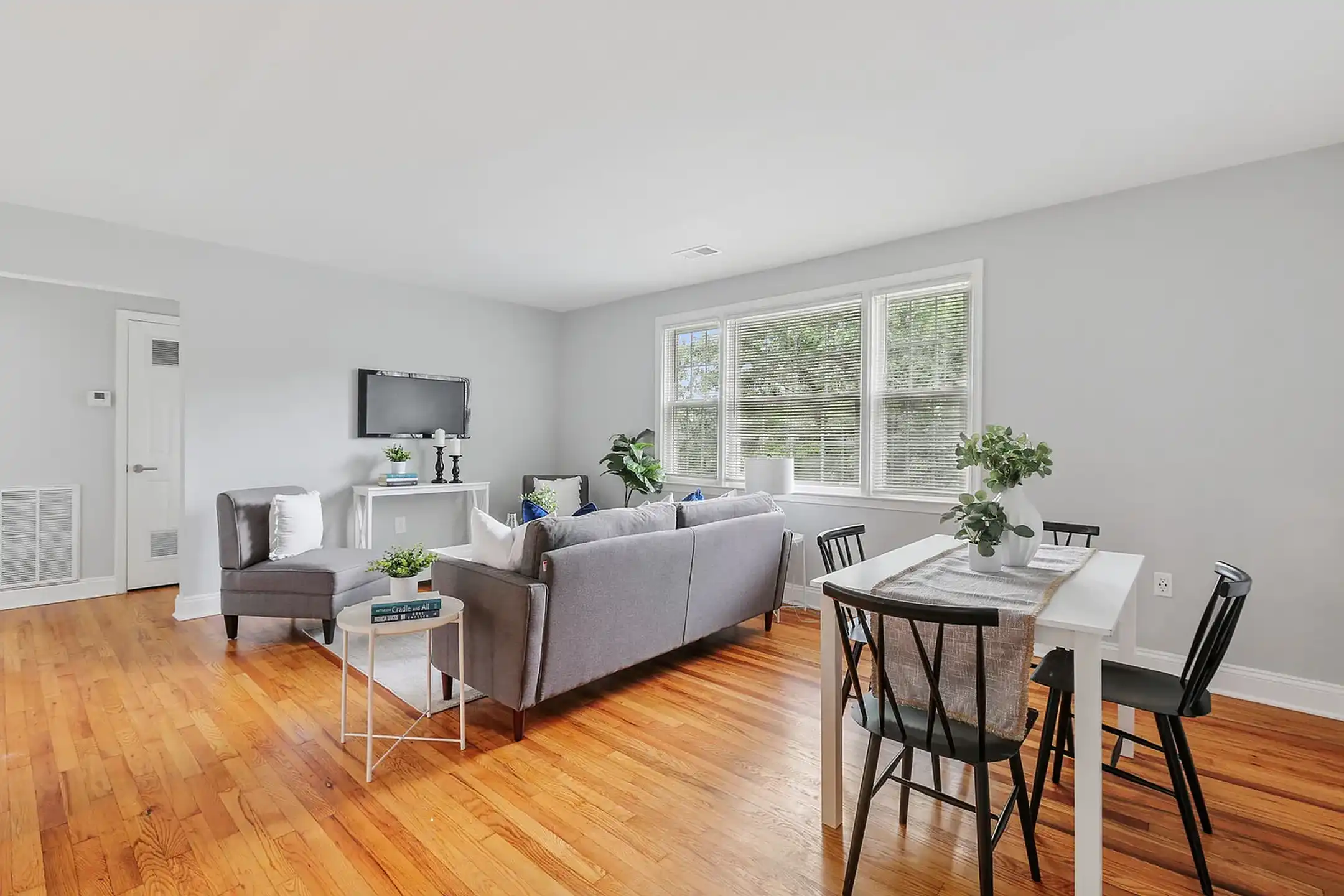 Photo inspiration: Fresh Look at Loch Raven Village Apartments Towson Md 21286