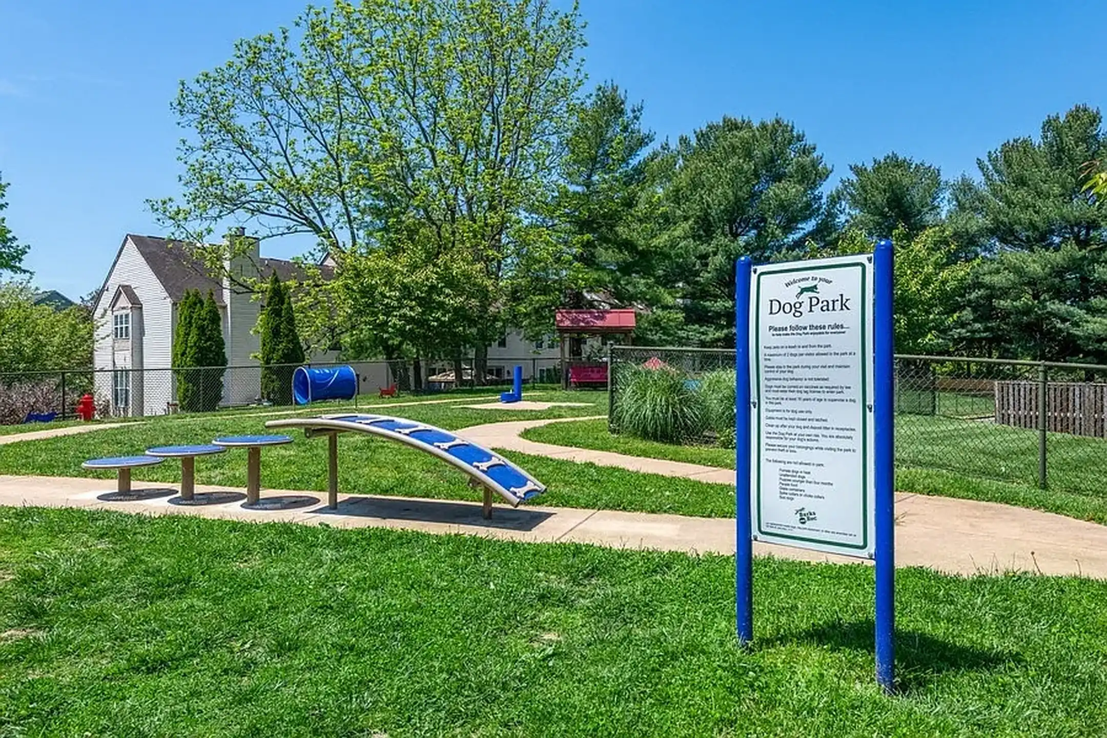 Spring Parc - Silver Spring, MD 20904 | ApartmentGuide.com