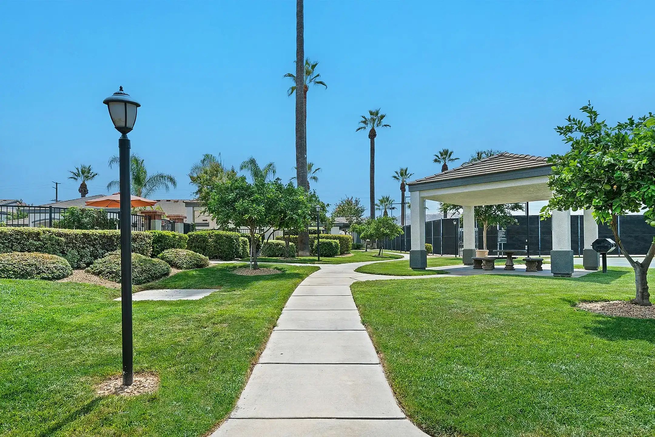 Photo inspiration: Picture Idea: Barton Vineyard Apartments Redlands Ca 92373