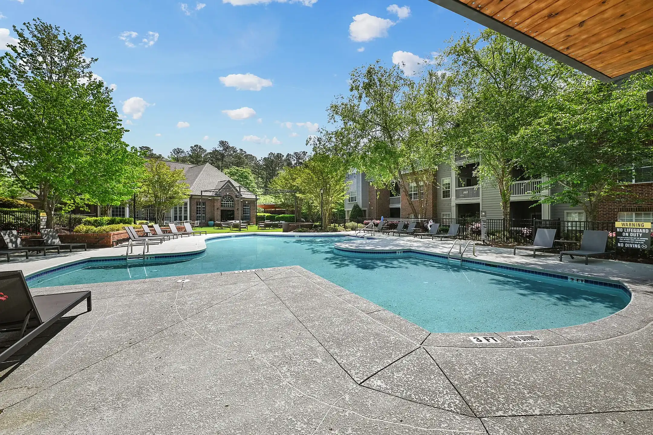 Solano at Chapel Hill - Chapel Hill, NC 27514 | ApartmentGuide.com