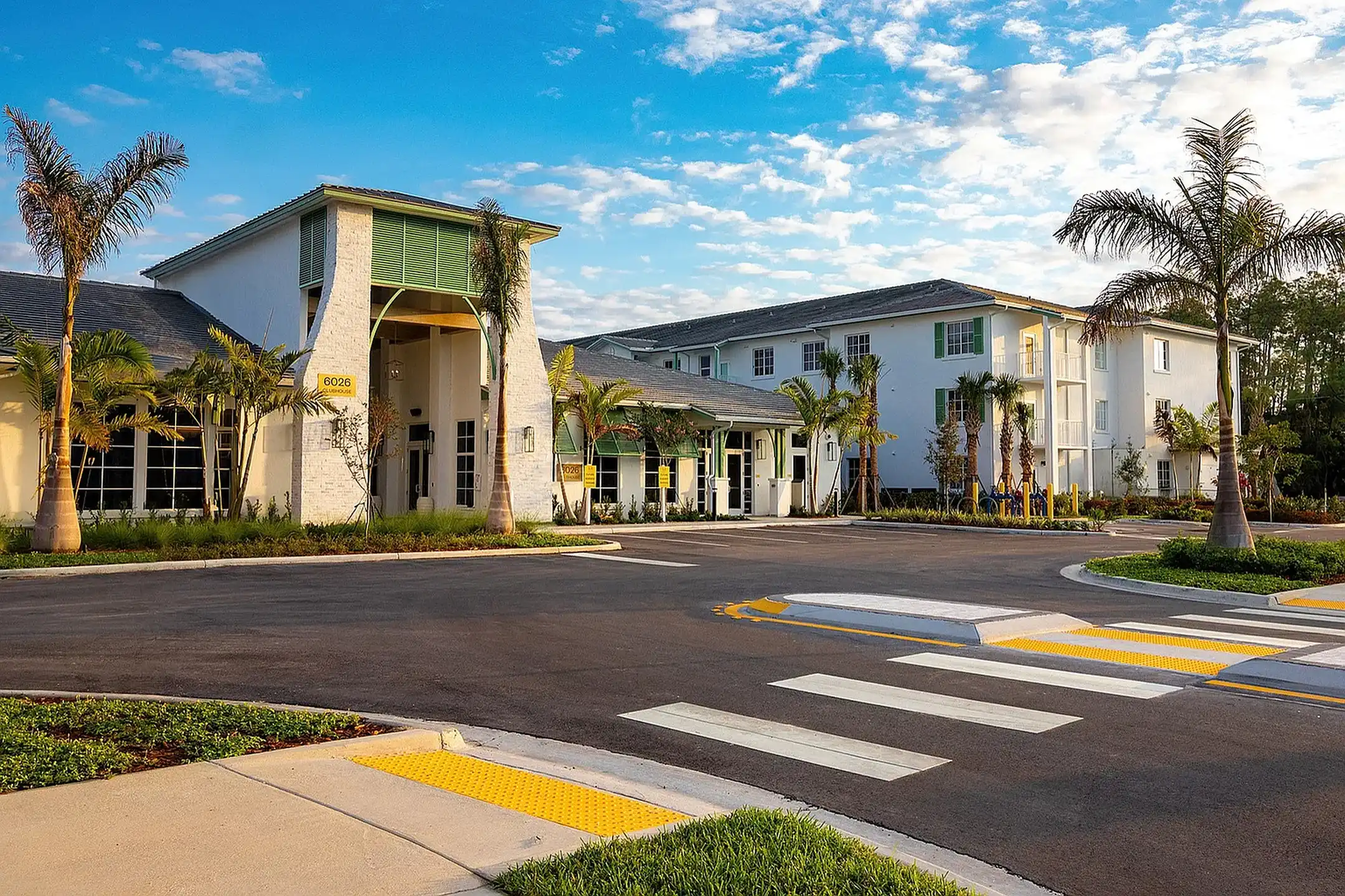 Marlowe Naples - Naples, FL 34112 | ApartmentGuide.com