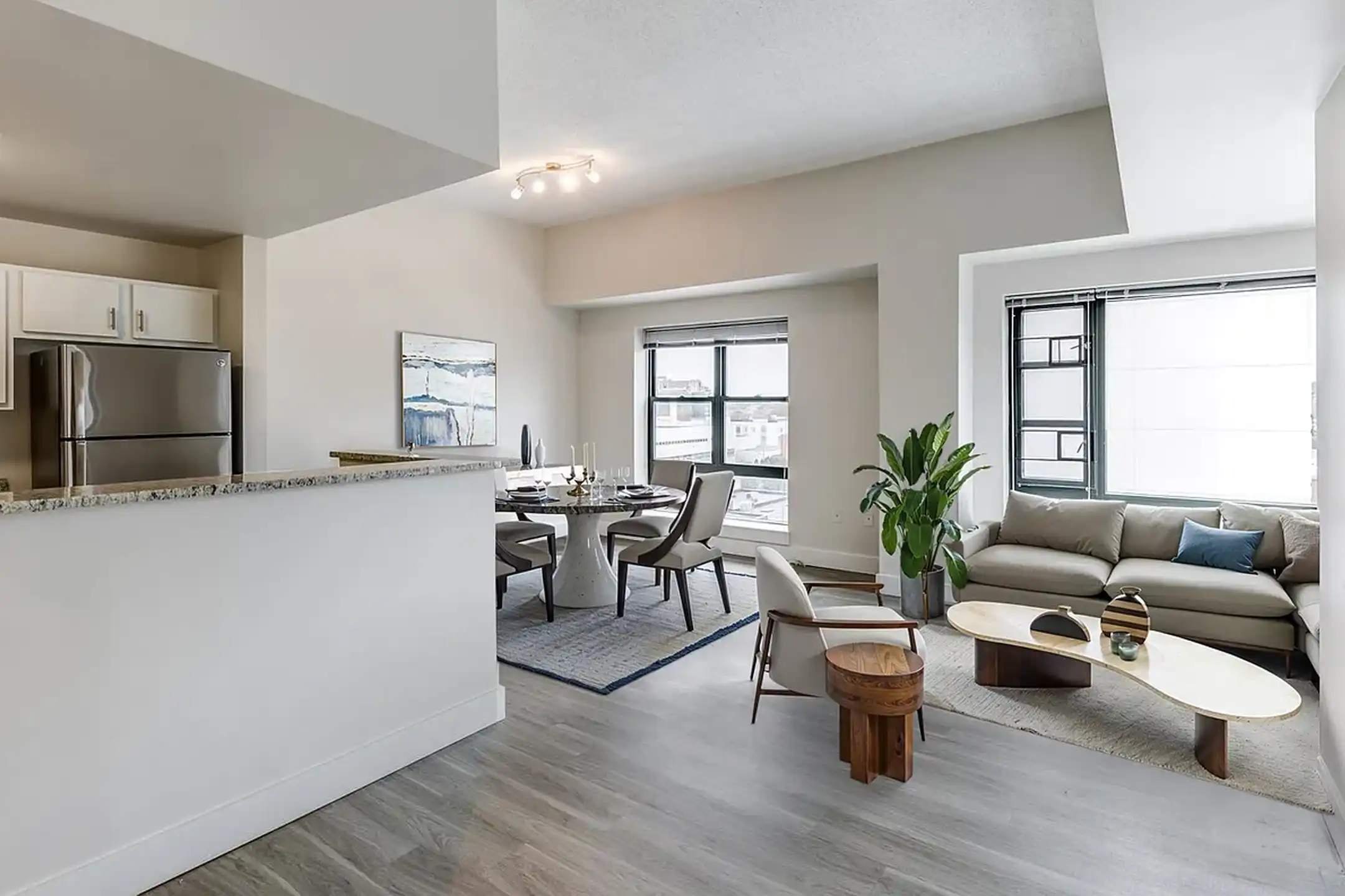 Park Square West Stamford, CT 06901