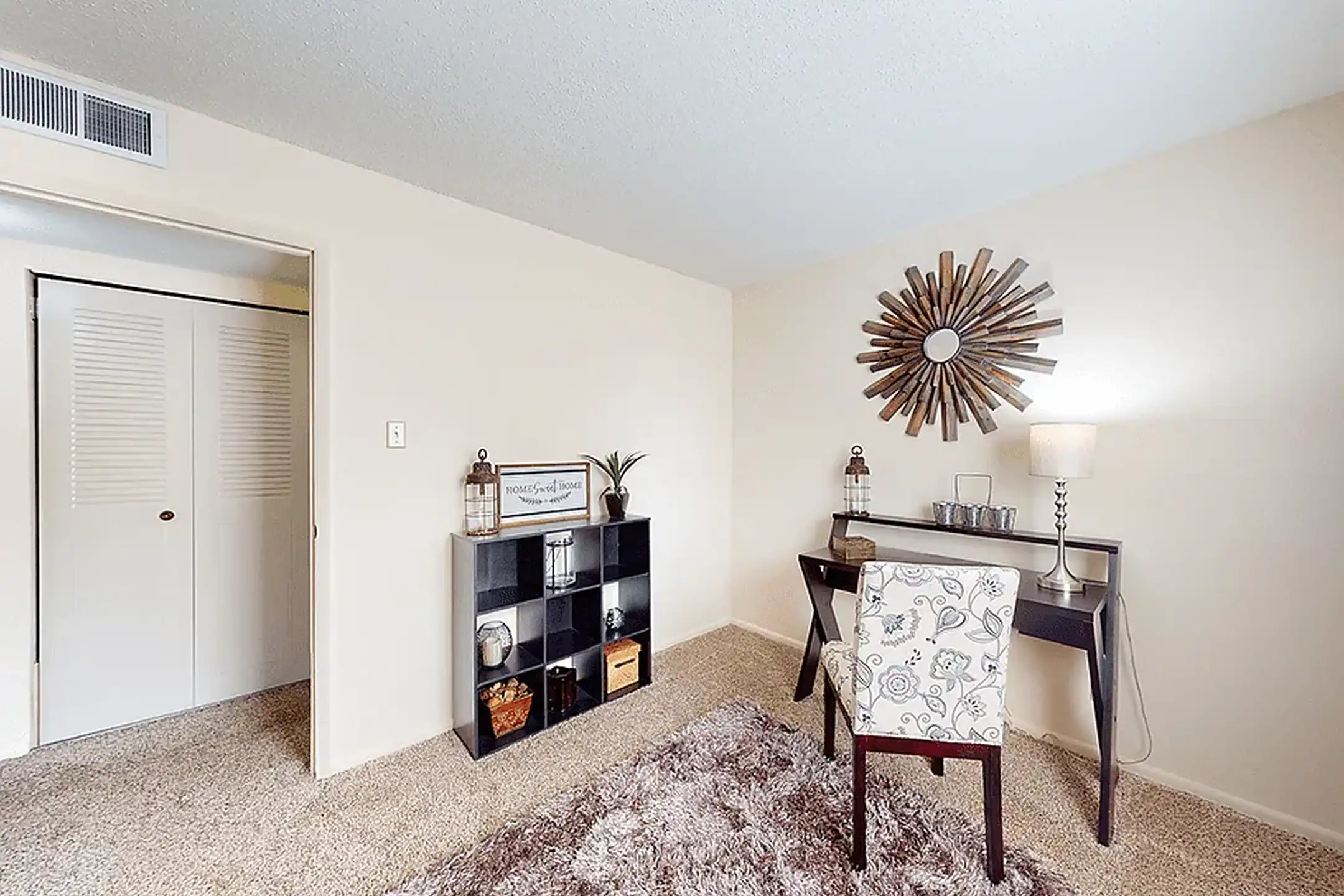Greenmar Apartments - Fenton, MO 63026 | ApartmentGuide.com