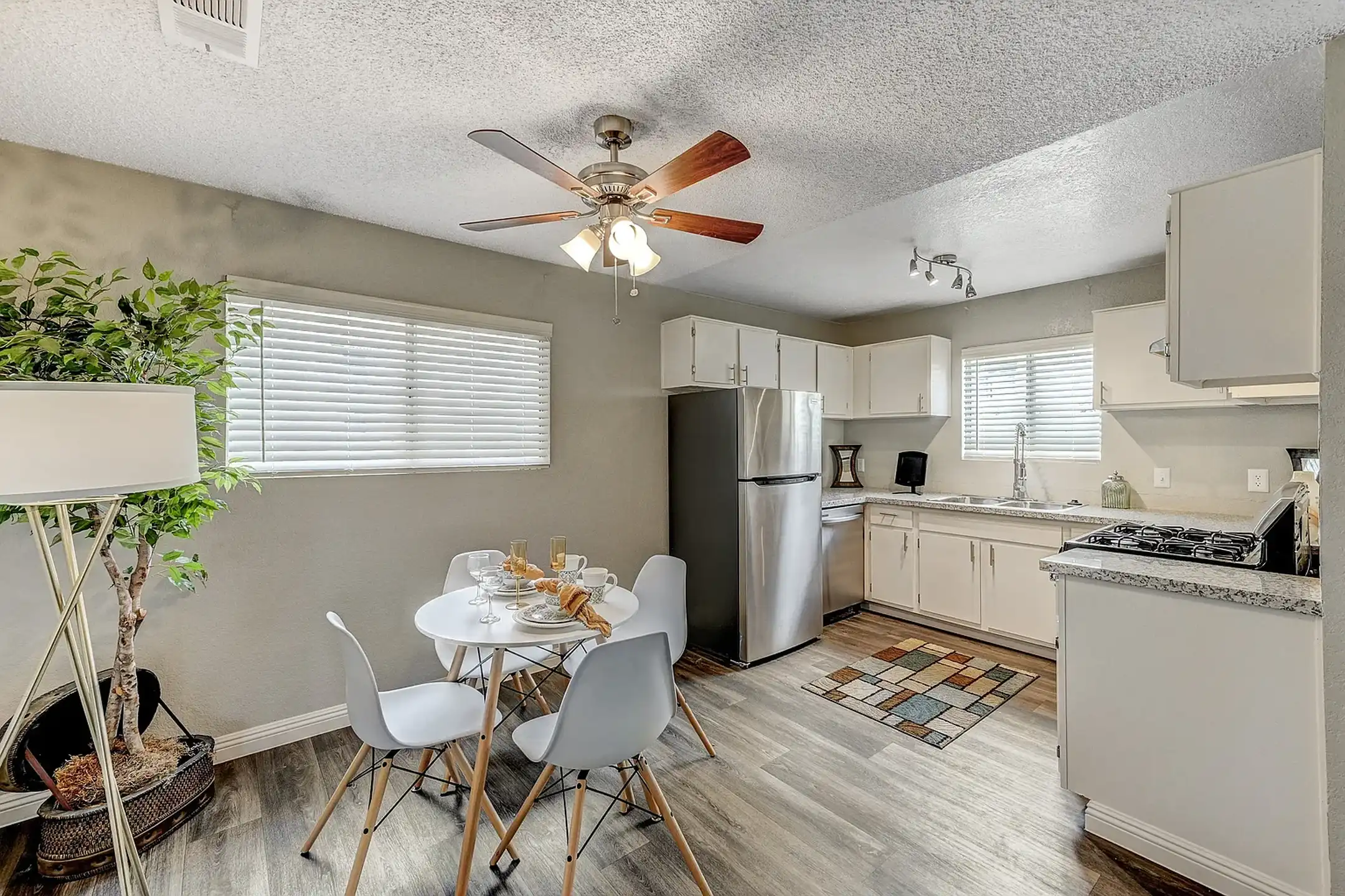 Desert Bay Apartments - Laughlin, NV 89029 | ApartmentGuide.com