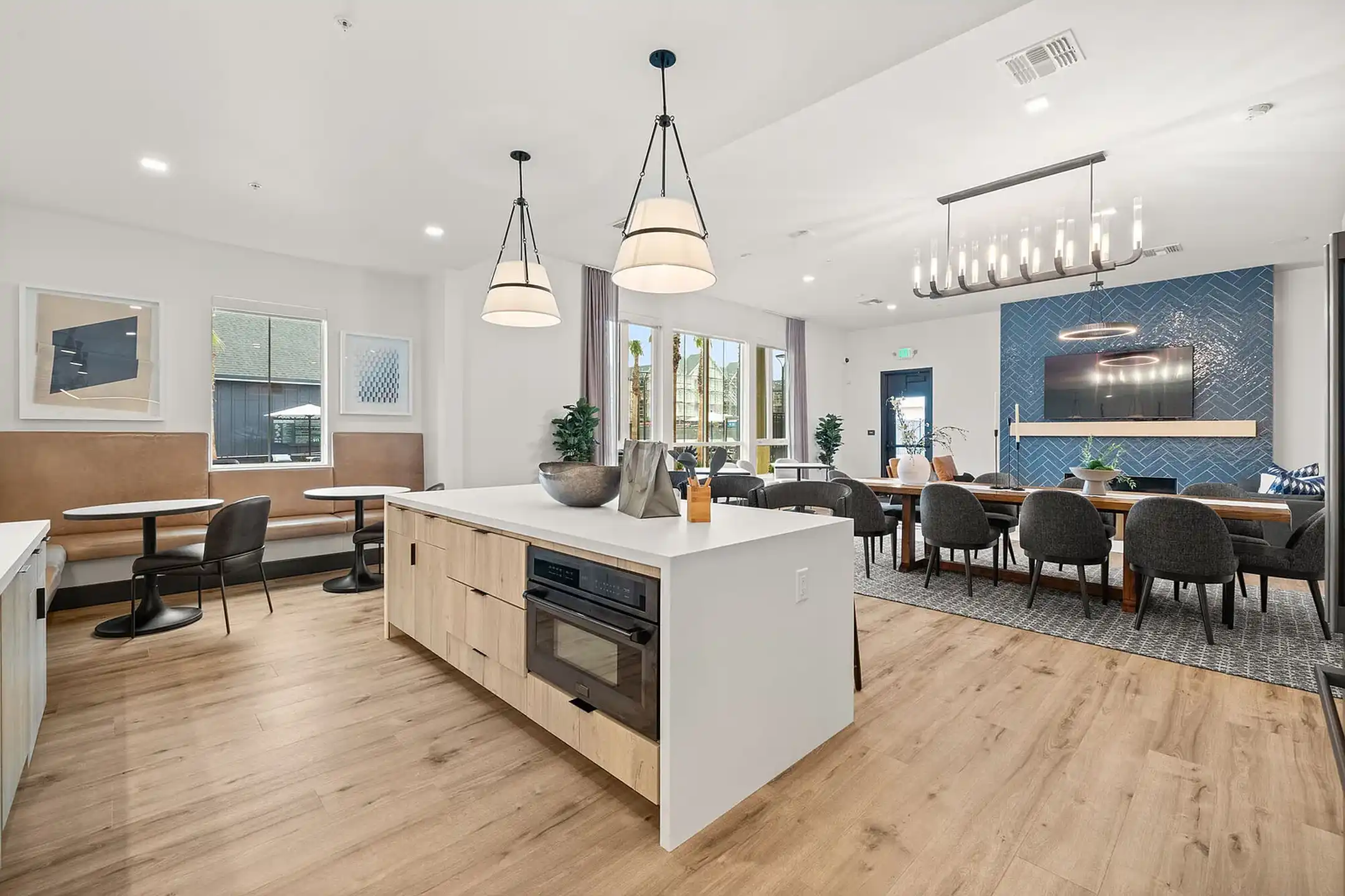 Stone Creek Village - Rancho Cordova, CA 95670 | ApartmentGuide.com