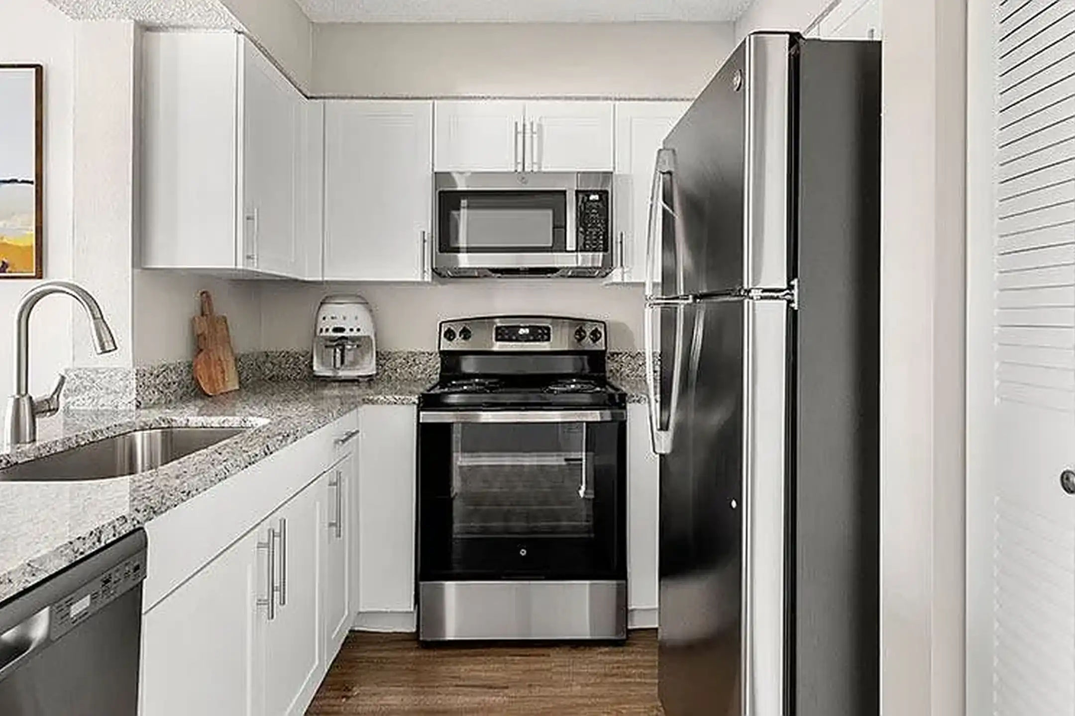 Gulfshore Apartment Homes, image size:2160x1440