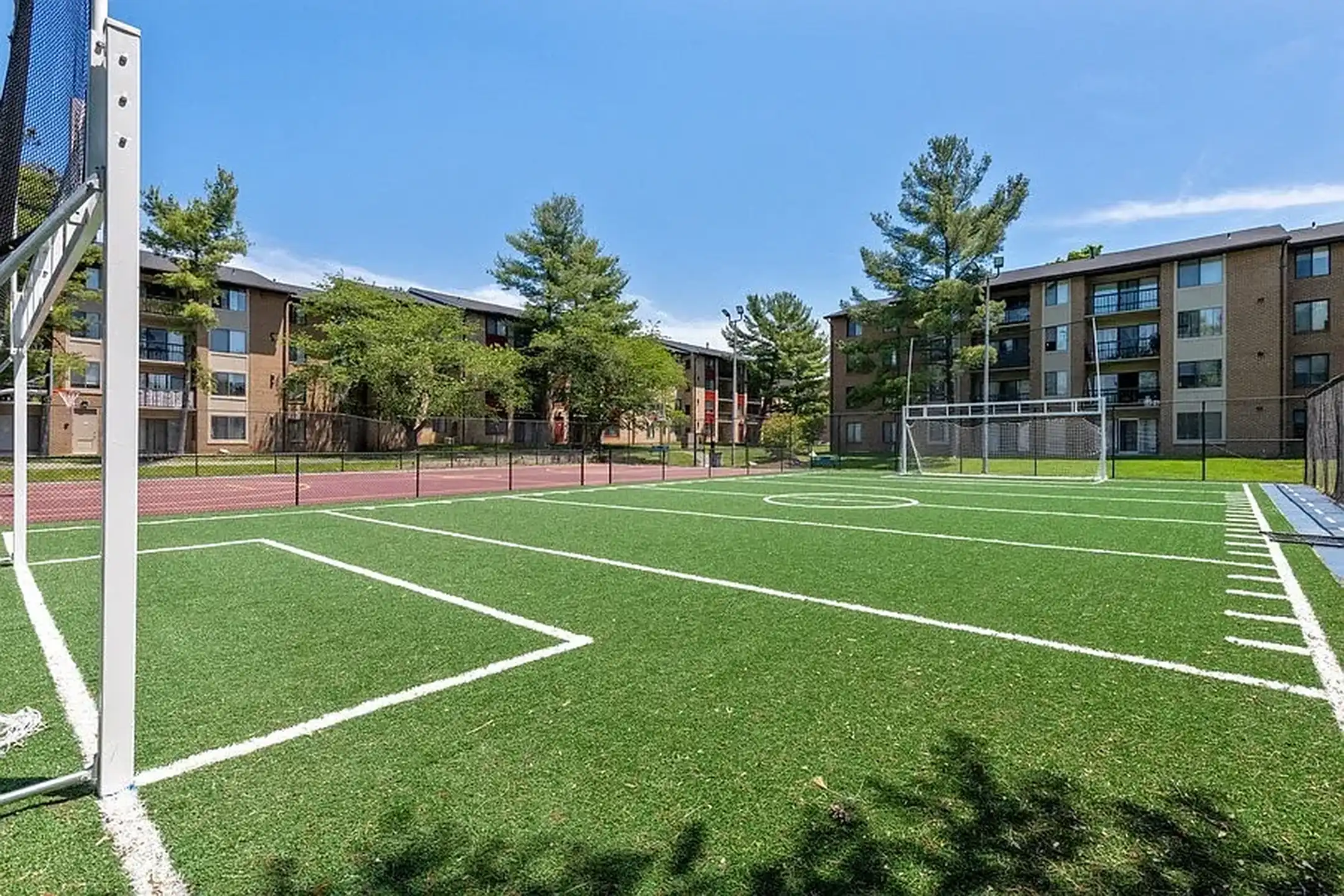 Spring Parc - Silver Spring, MD 20904 | ApartmentGuide.com