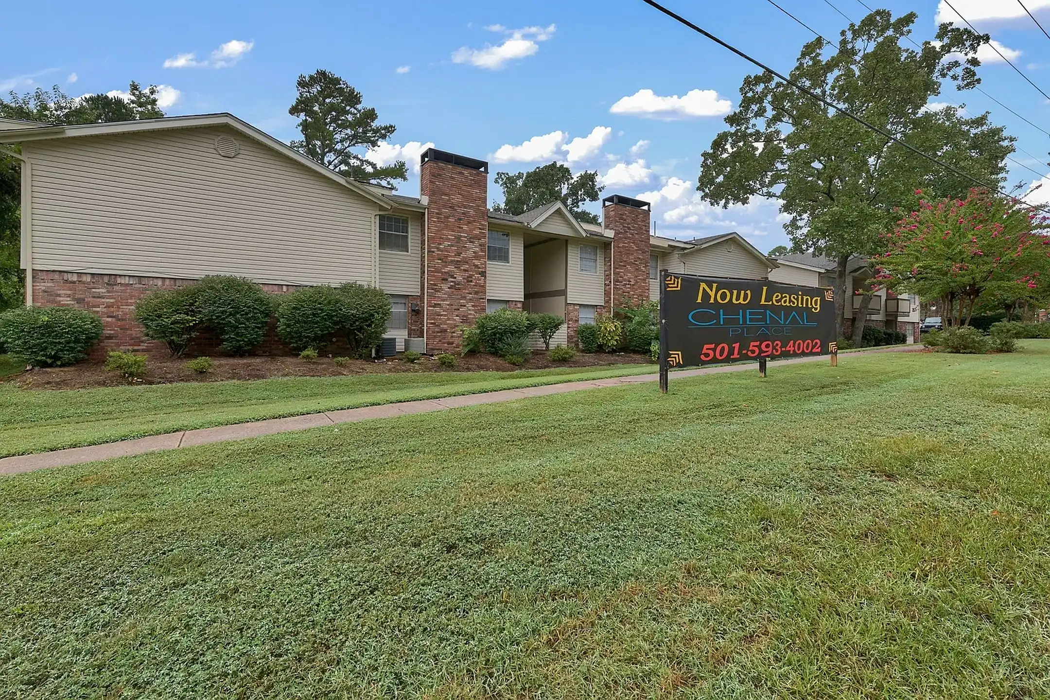 Chenal Place - Little Rock, AR 72227 | ApartmentGuide.com