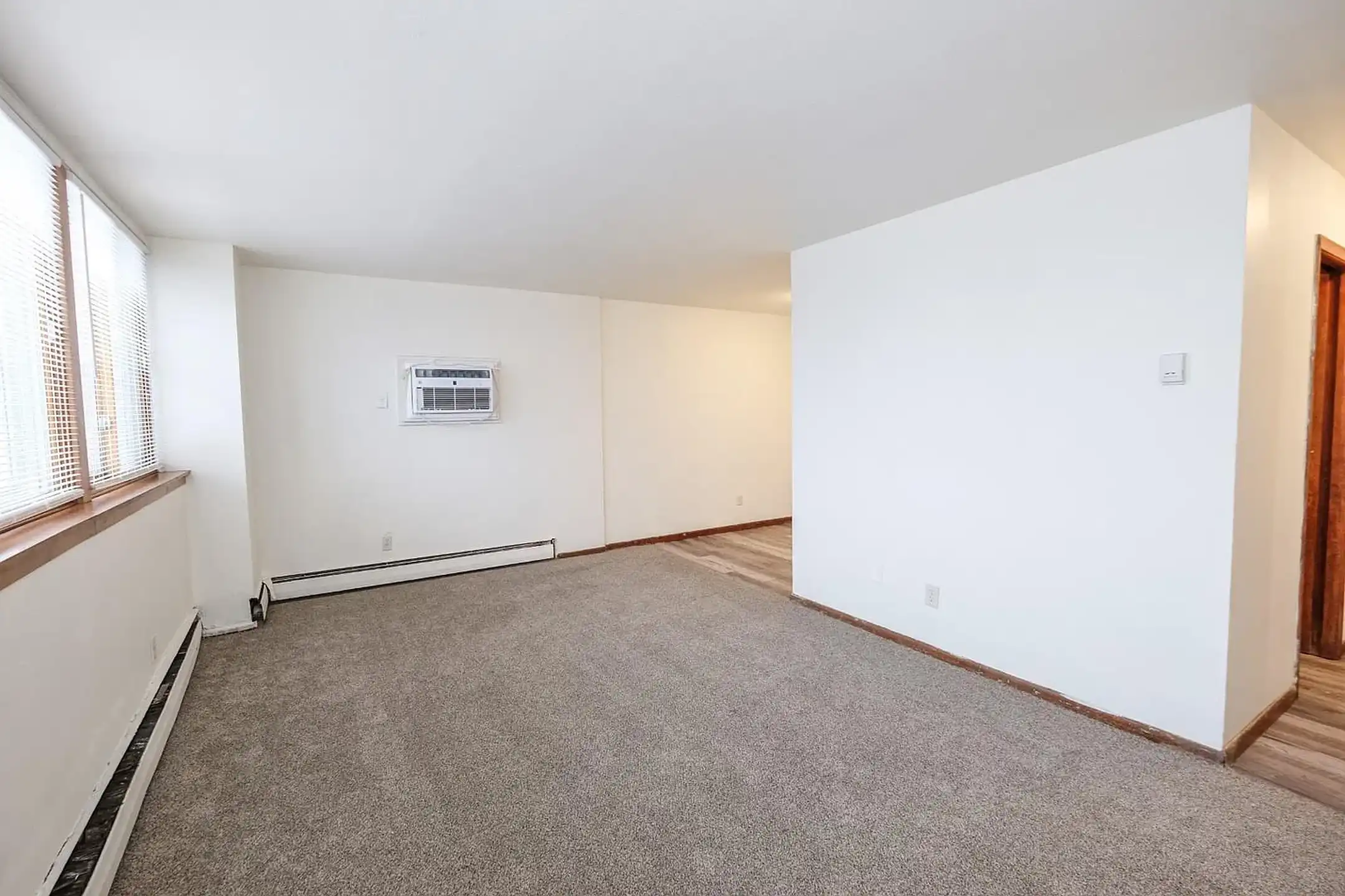 Cedar Commons - Richfield, MN 55423 | ApartmentGuide.com