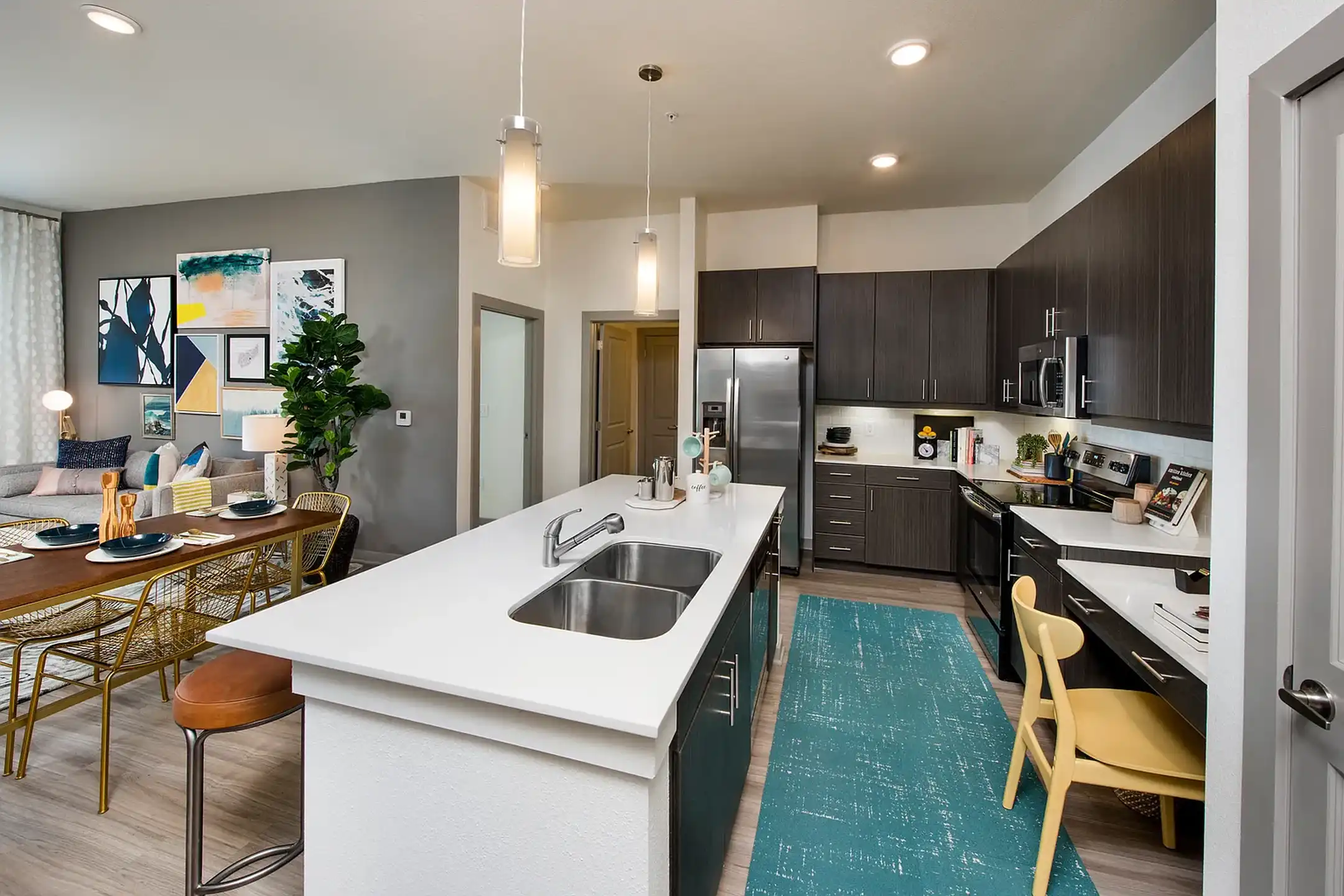 Ravella at Town Center - Jacksonville, FL 32246 | ApartmentGuide.com