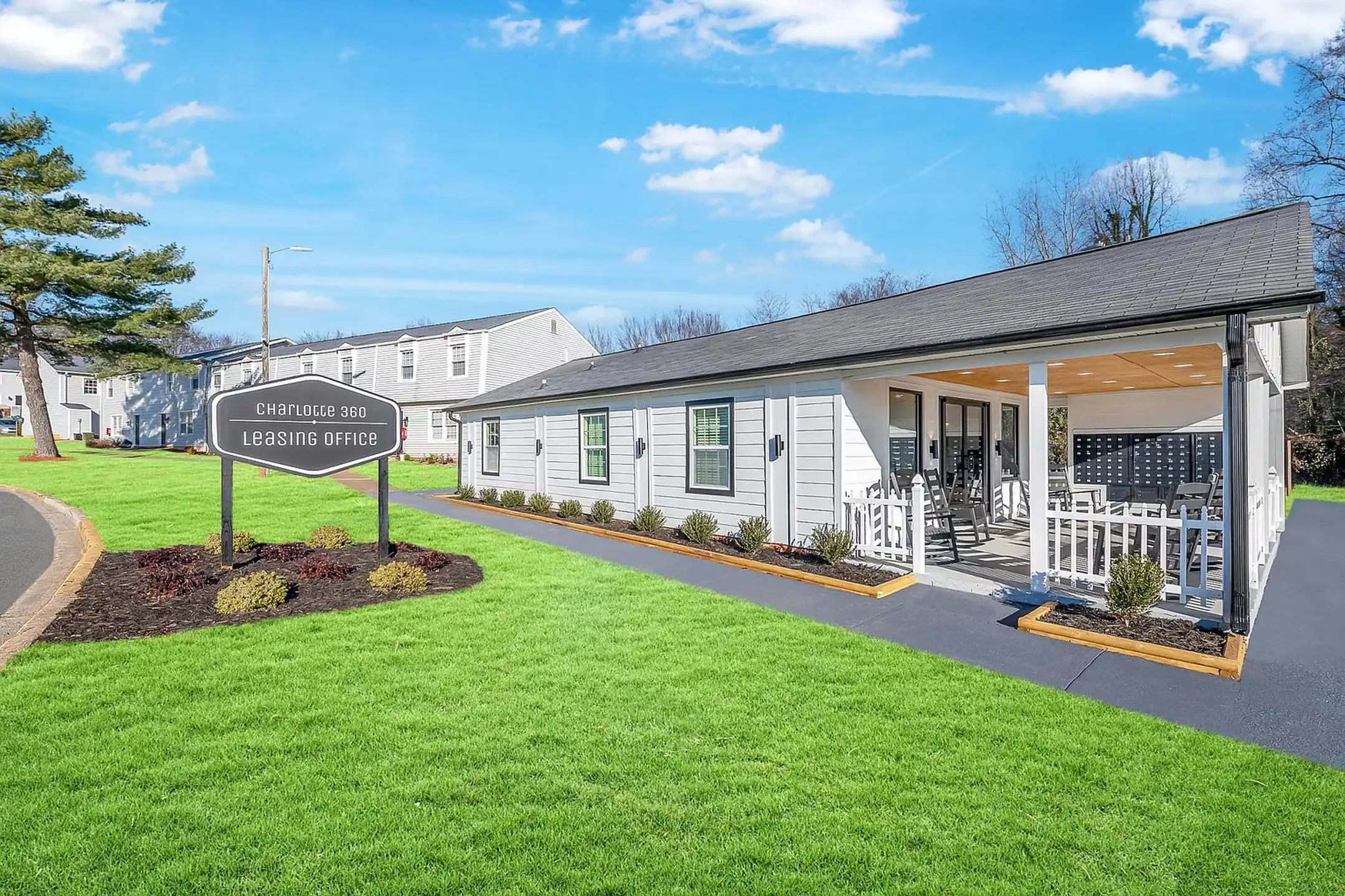 Charlotte 360 - Charlotte, NC 28208 | ApartmentGuide.com