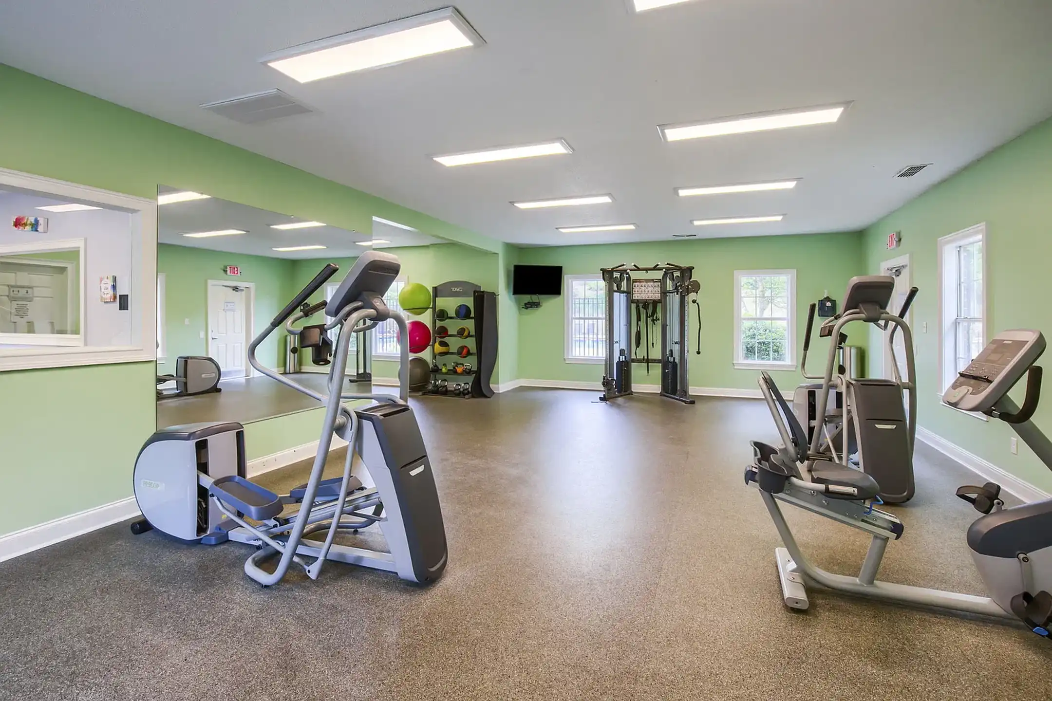 Azalea Ridge Apartments - Columbus, GA 31906 | ApartmentGuide.com