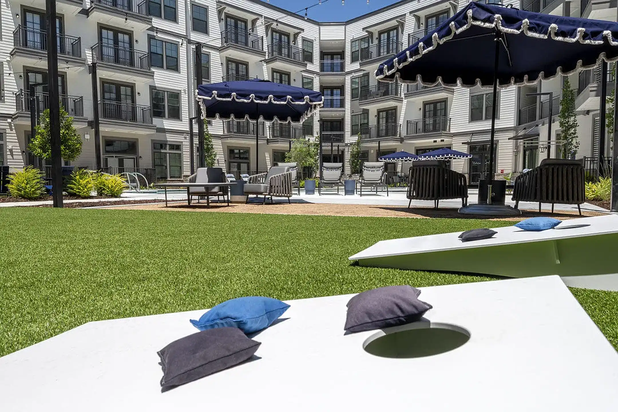 The Everly at Rouzan - Baton Rouge, LA 70808 | ApartmentGuide.com