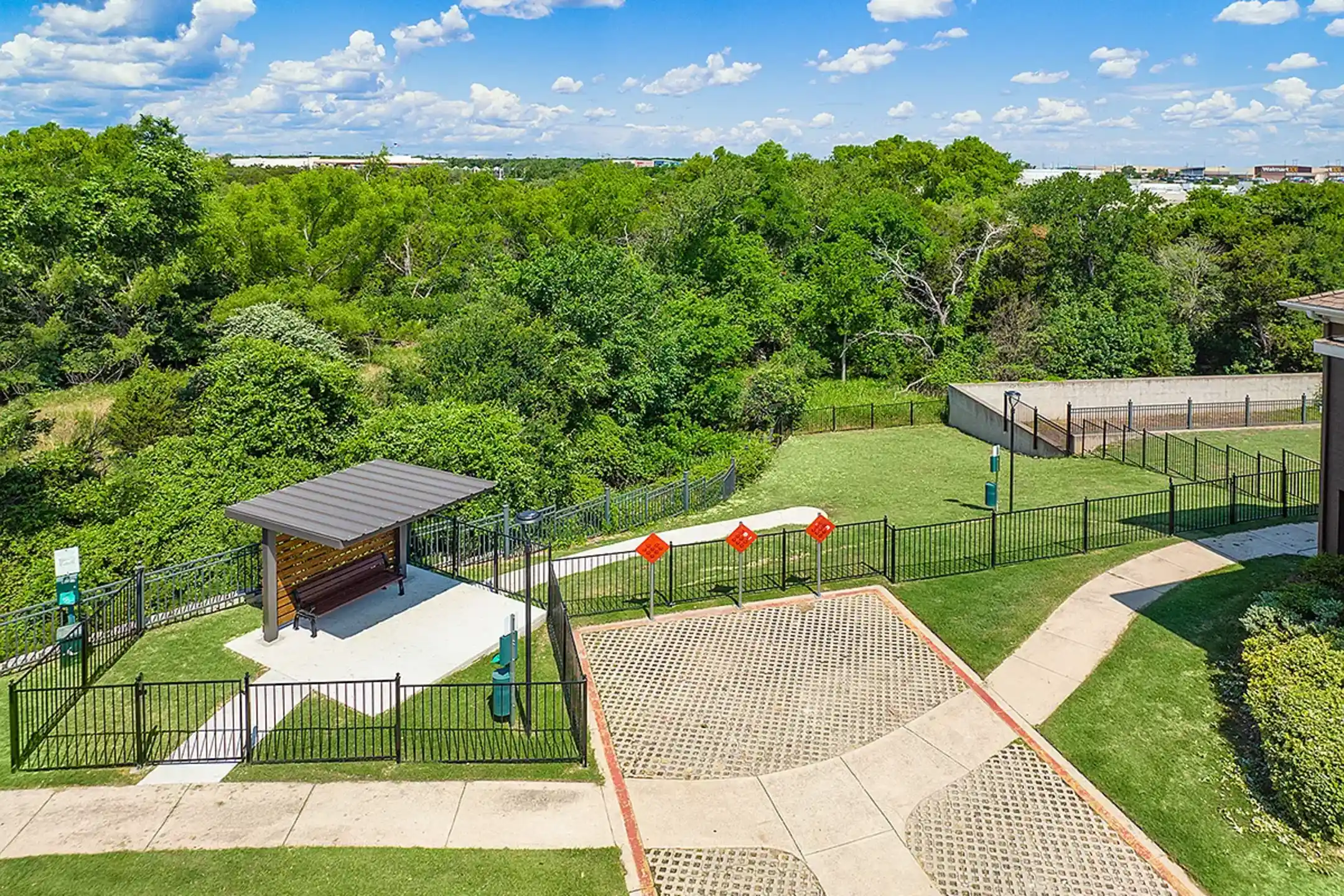 MAA Cedar Park - Cedar Park, TX 78613 | ApartmentGuide.com