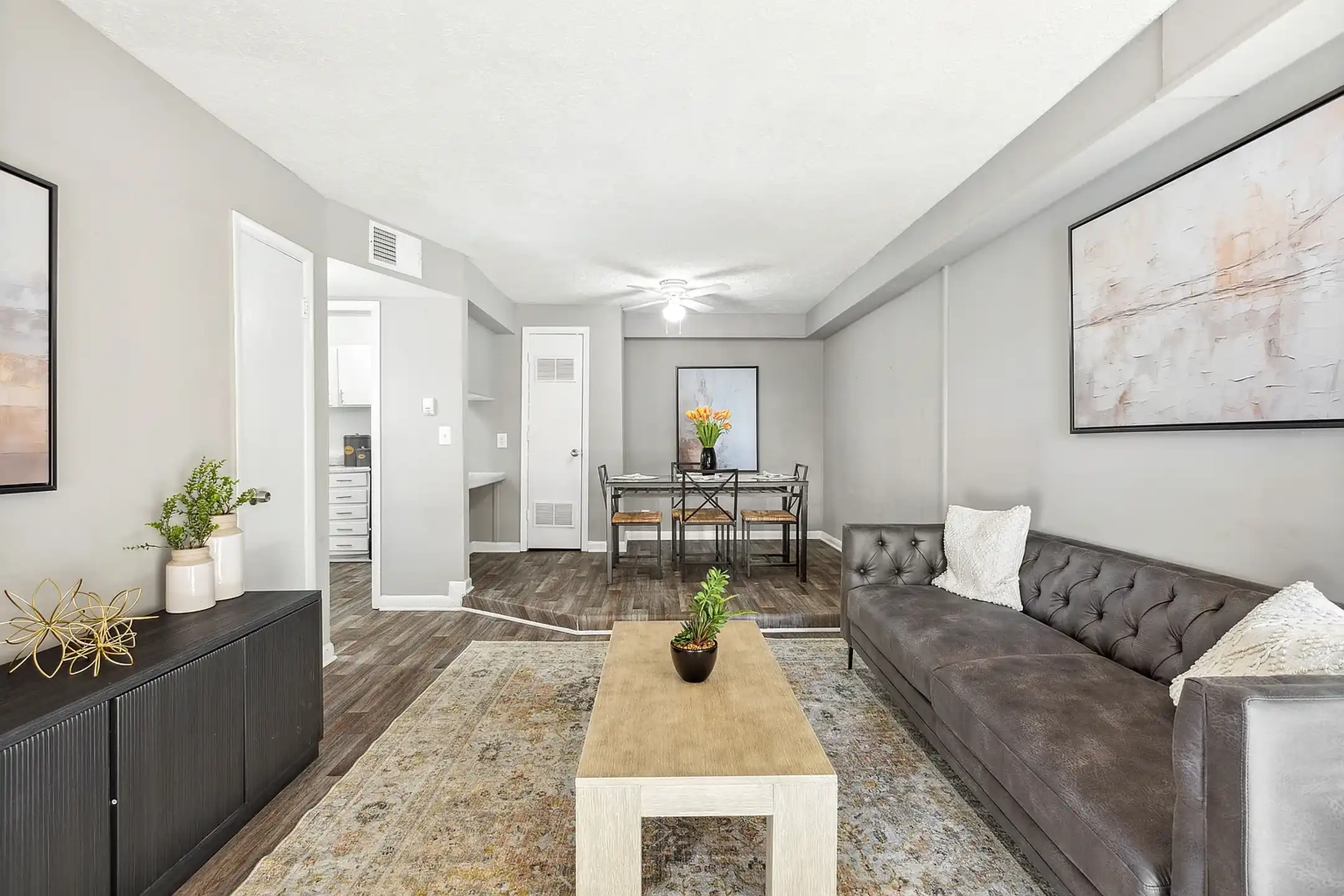 The Woods At Southlake Apartments