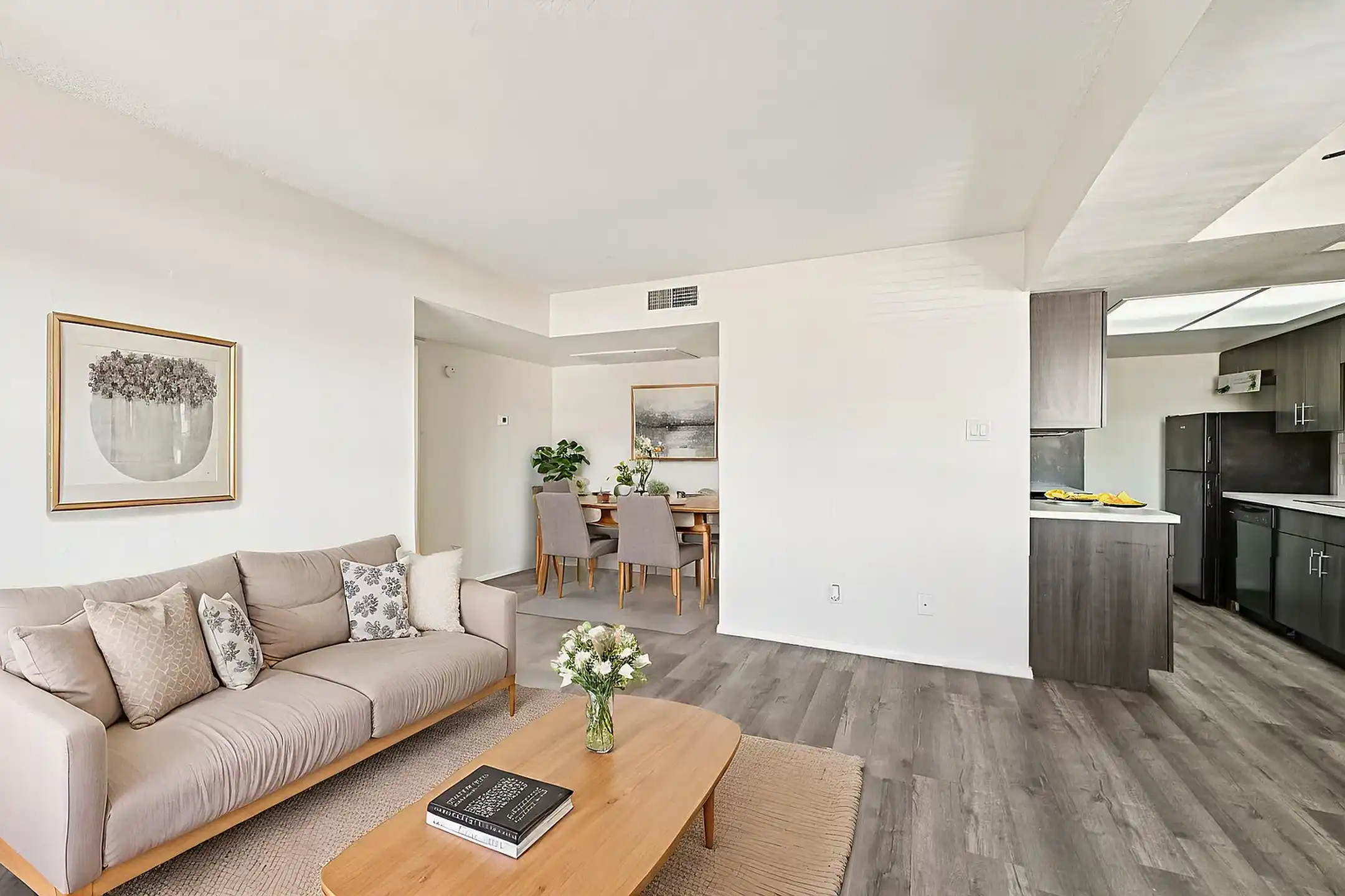 Solano - Phoenix, AZ 85015 | ApartmentGuide.com