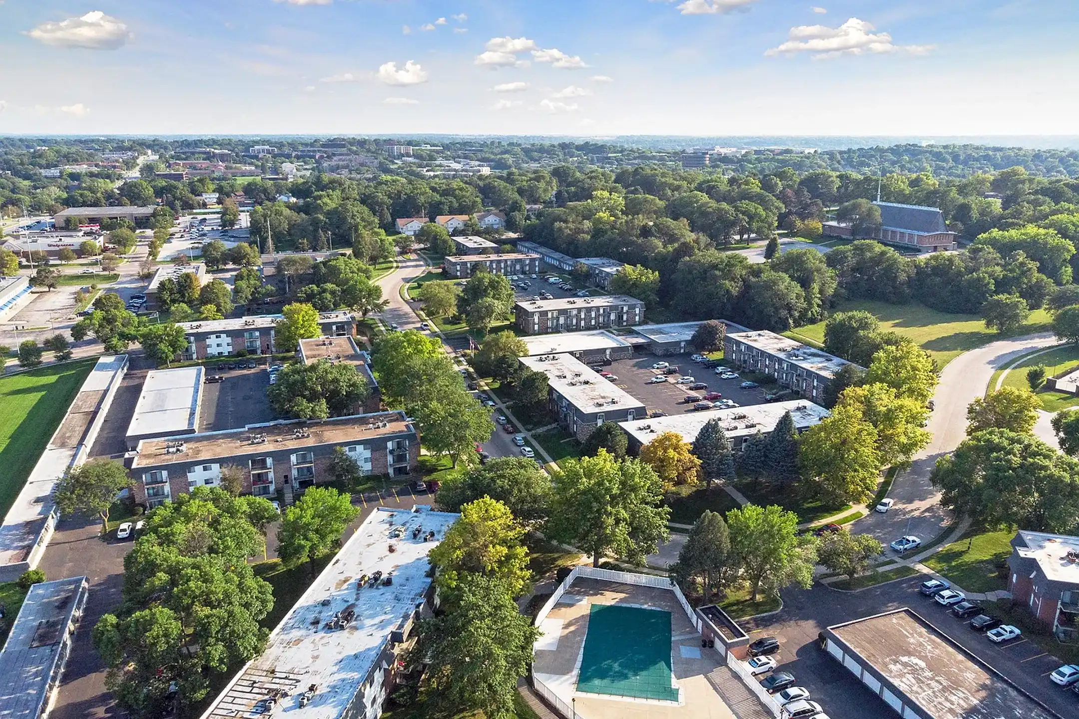 Camelot Village - Omaha, NE 68134 | ApartmentGuide.com
