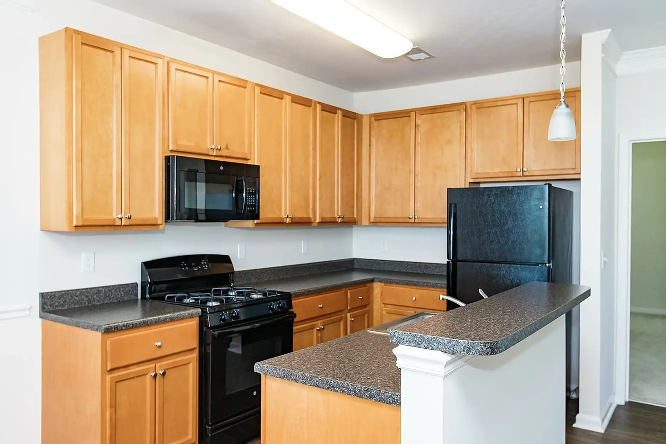 The Reserve at Stoney Creek - Pasadena, MD 21122 | ApartmentGuide.com