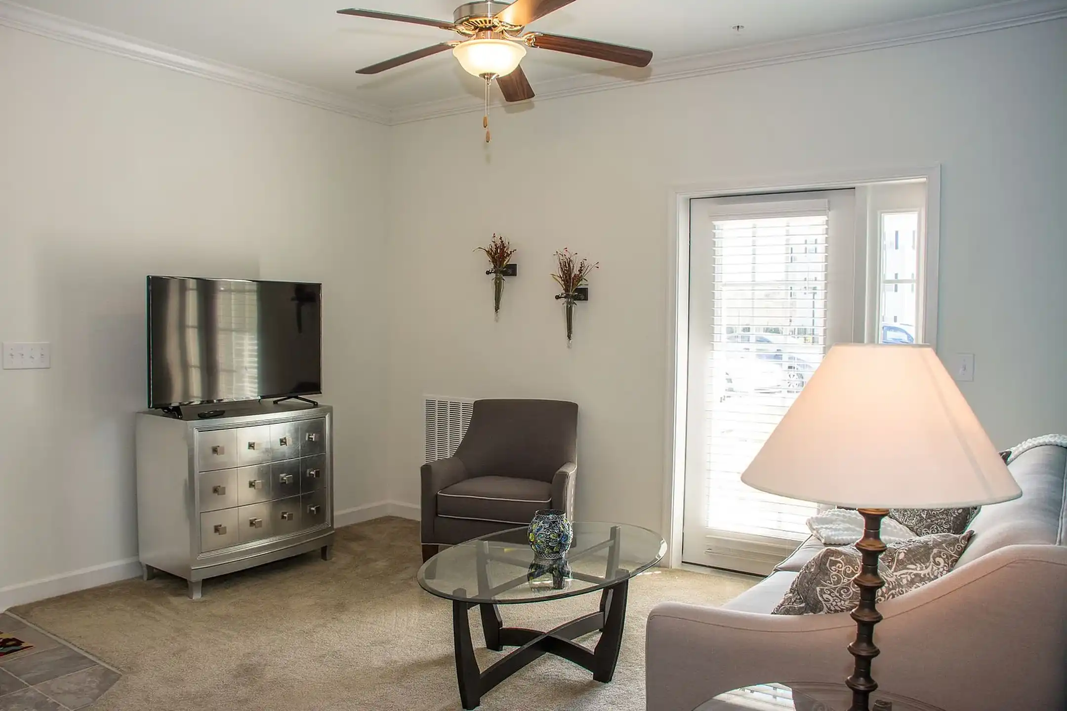 Parkside at Charles Street Newport News VA 23608 ApartmentGuide com