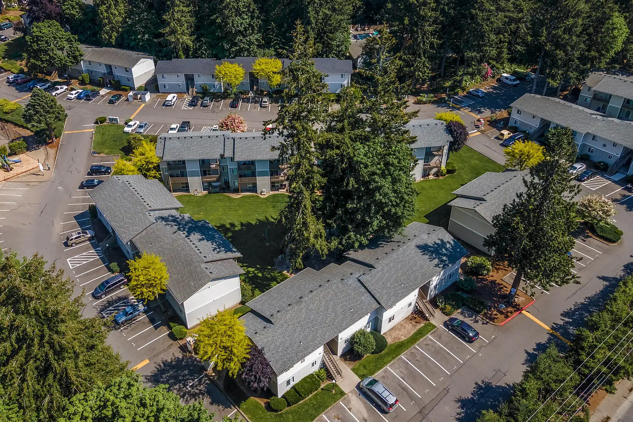 Curated visual reference: Visual Reference: Orchard On The Green Port Orchard Wa 98366