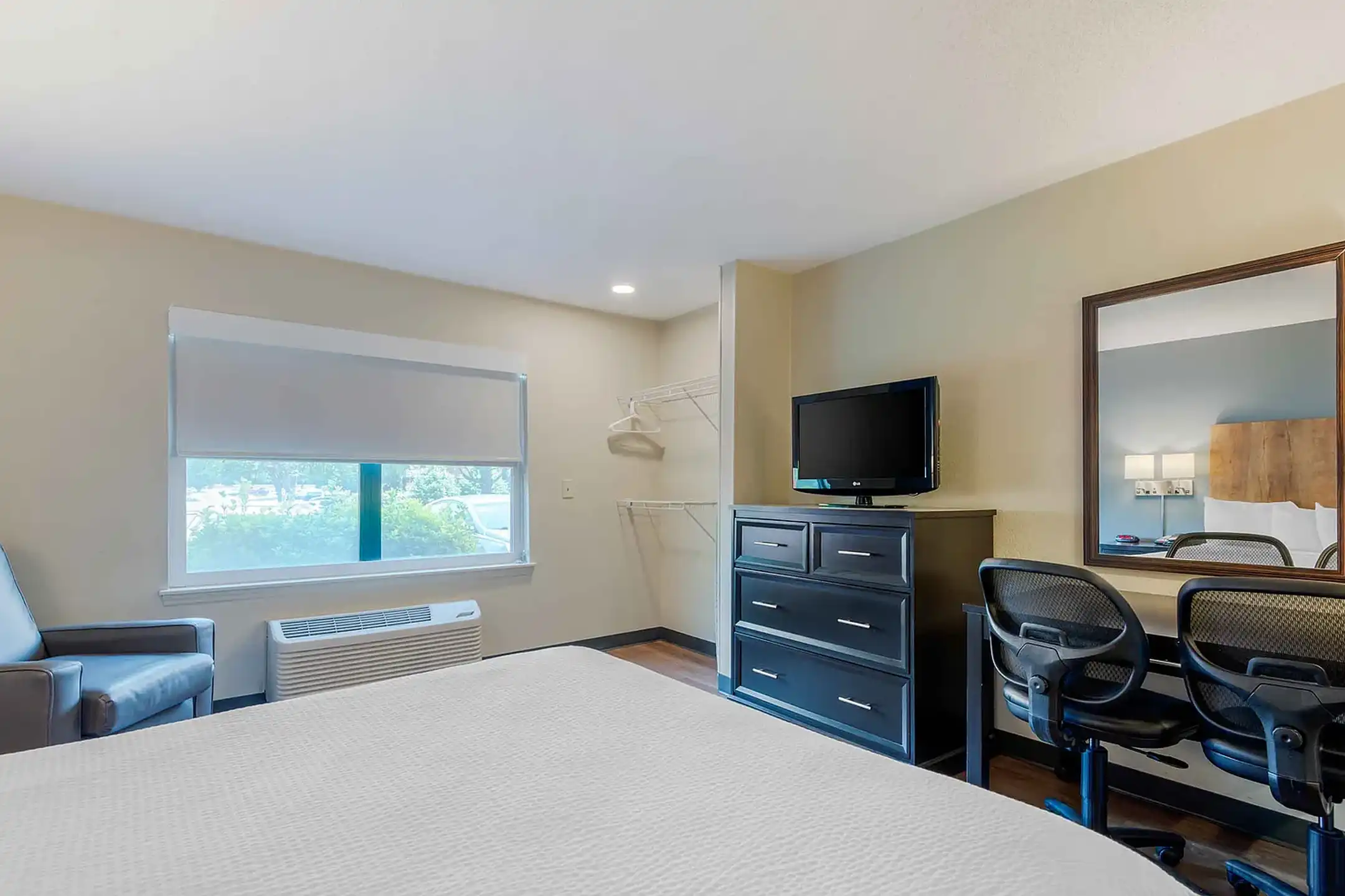 Charlotte - Tyvola Rd. - Charlotte, NC 28217 | ApartmentGuide.com