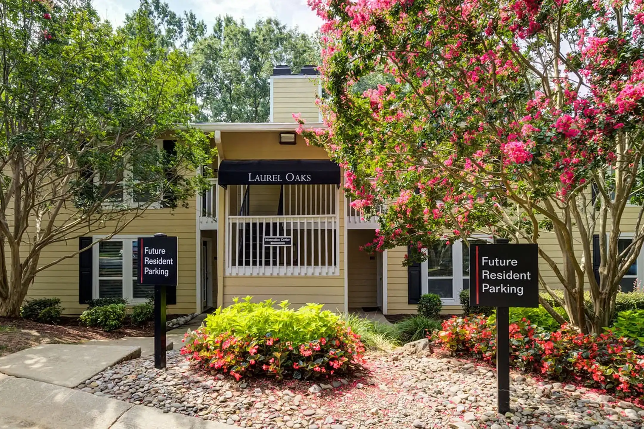 Laurel Oaks - Raleigh, NC 27613 | ApartmentGuide.com